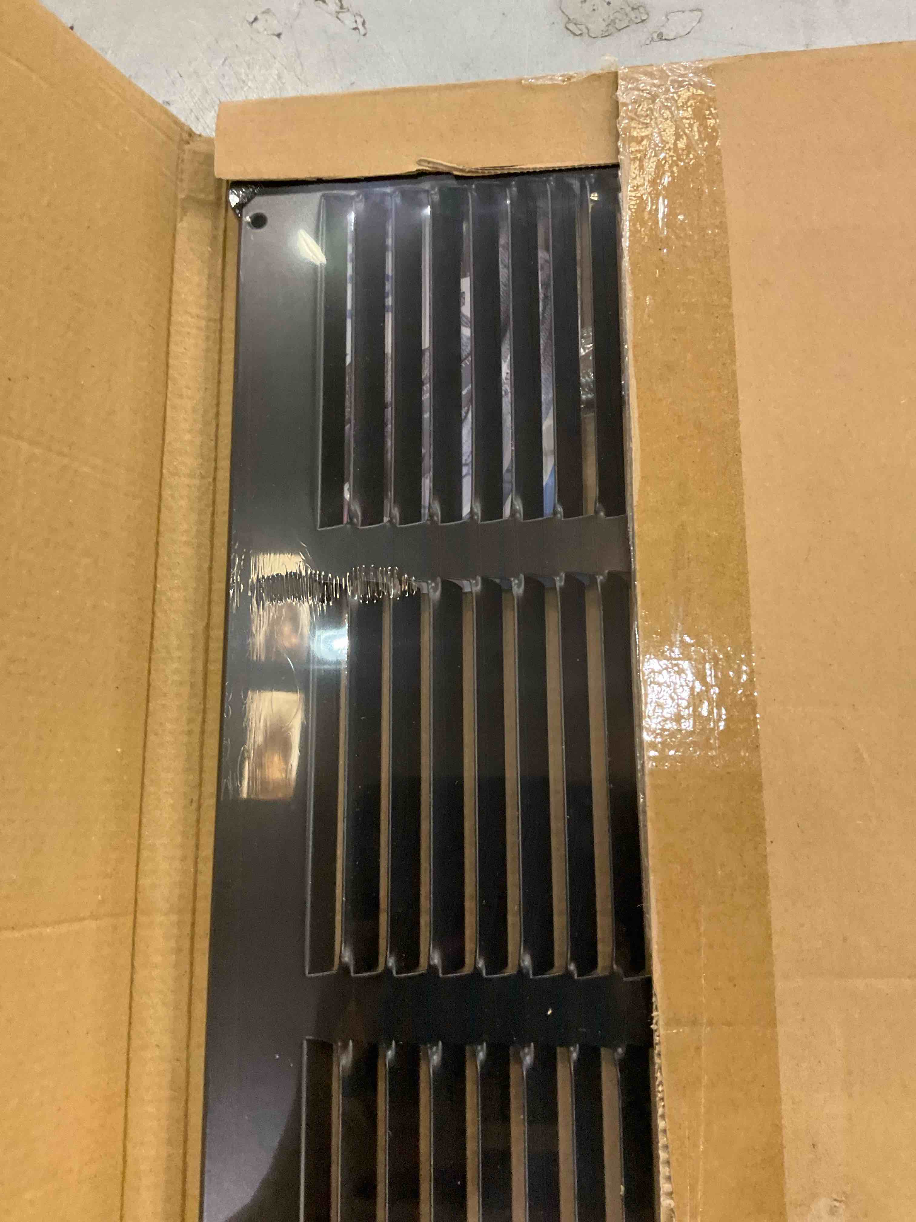 https://s3.amazonaws.com/lotting-images-prod/BargainHunt/EXS01251679_1712324348924.jpeg