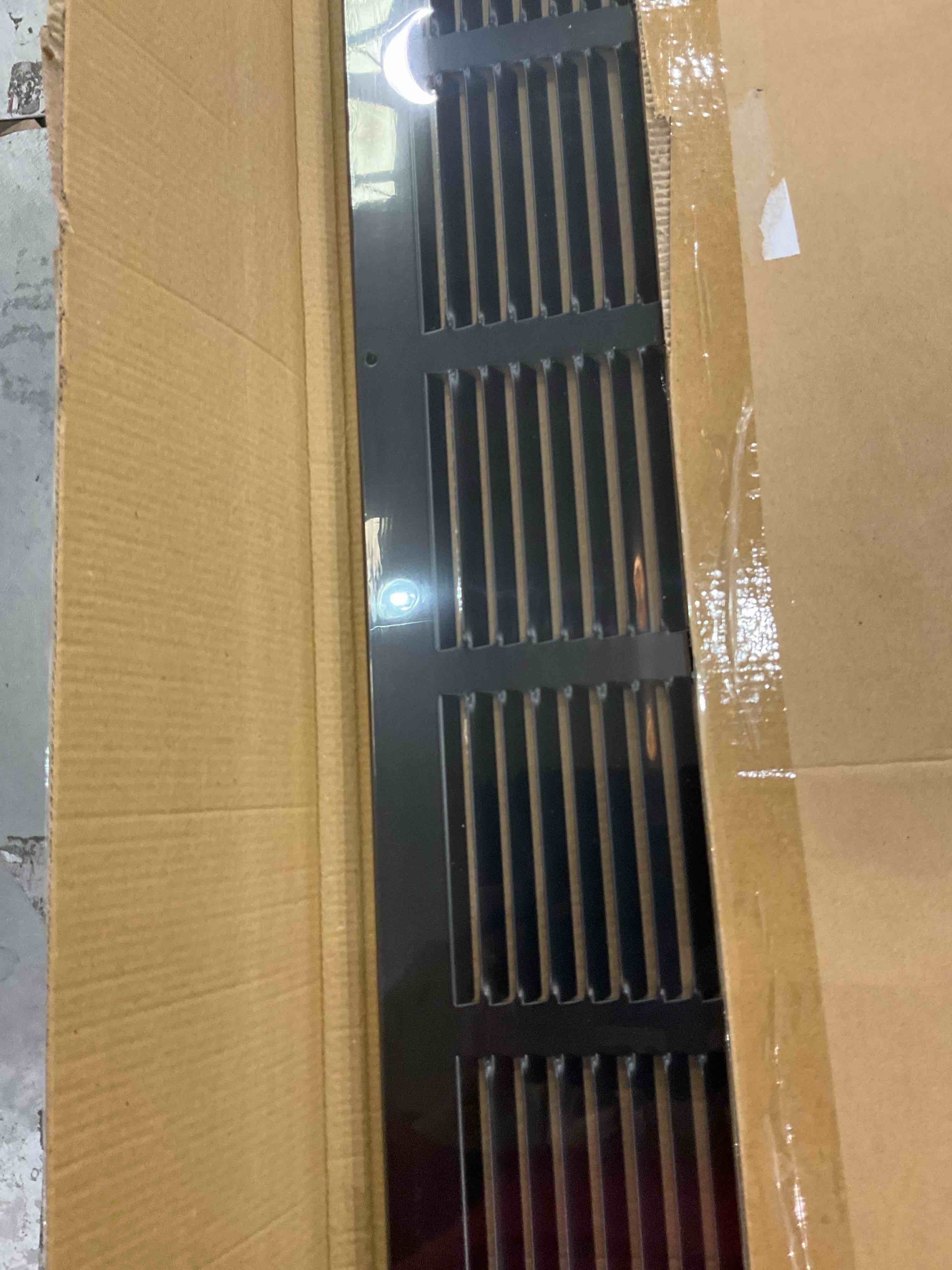 https://s3.amazonaws.com/lotting-images-prod/BargainHunt/EXS01251679_1712324351246.jpeg