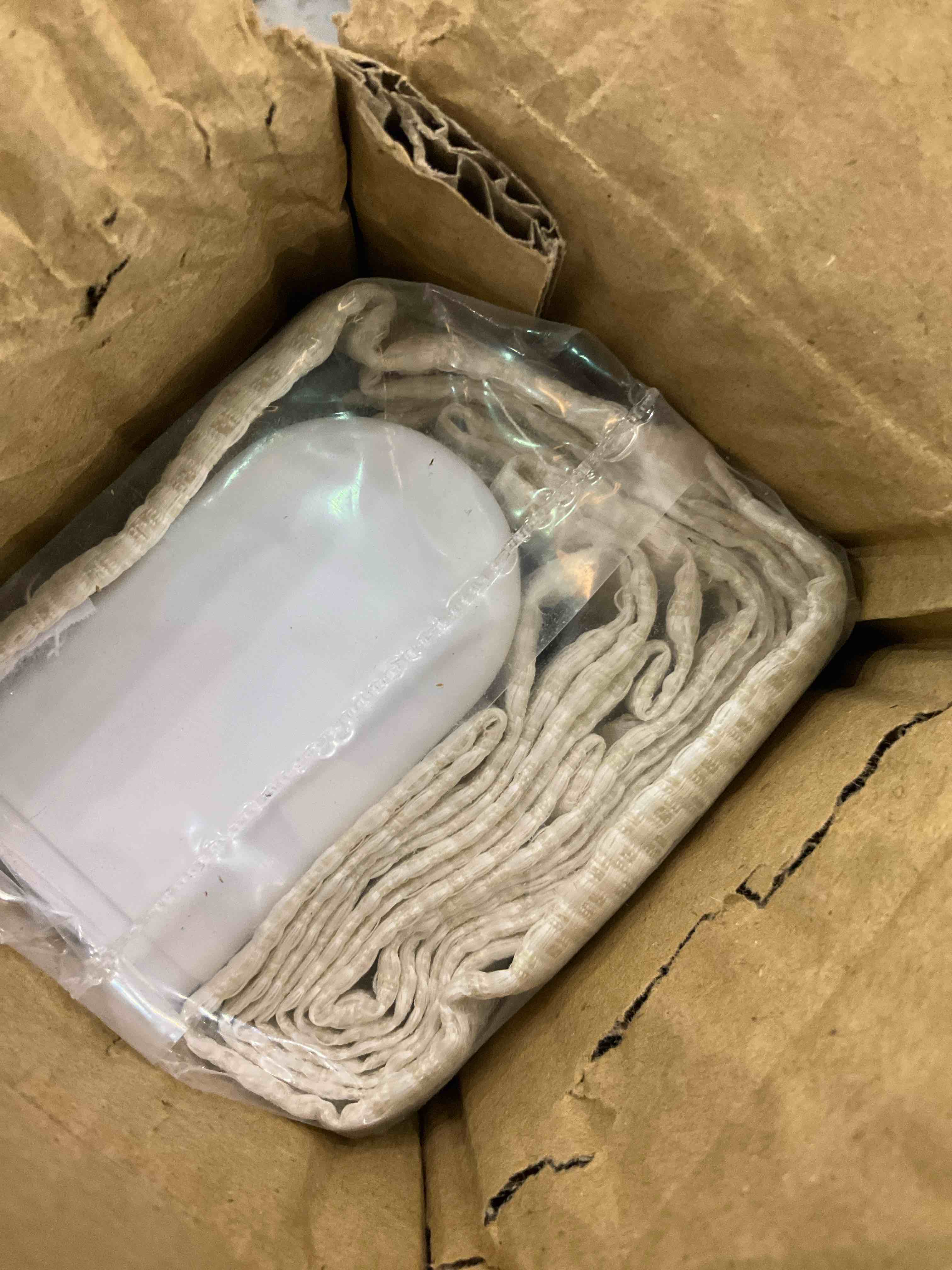 https://s3.amazonaws.com/lotting-images-prod/BargainHunt/EXS01251687_1712066569589.jpeg