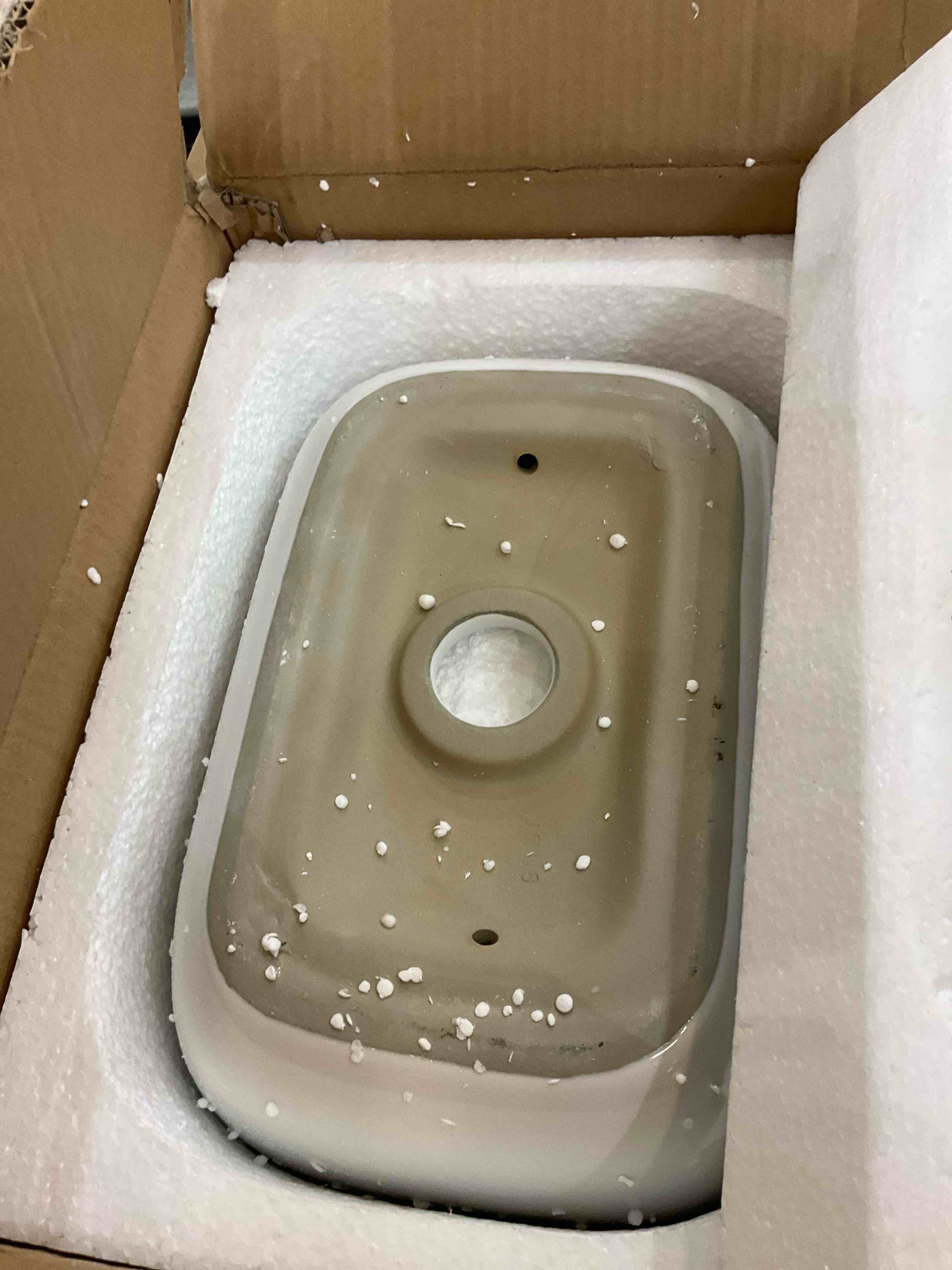 https://s3.amazonaws.com/lotting-images-prod/BargainHunt/EXS01252091_1711564416136.jpeg