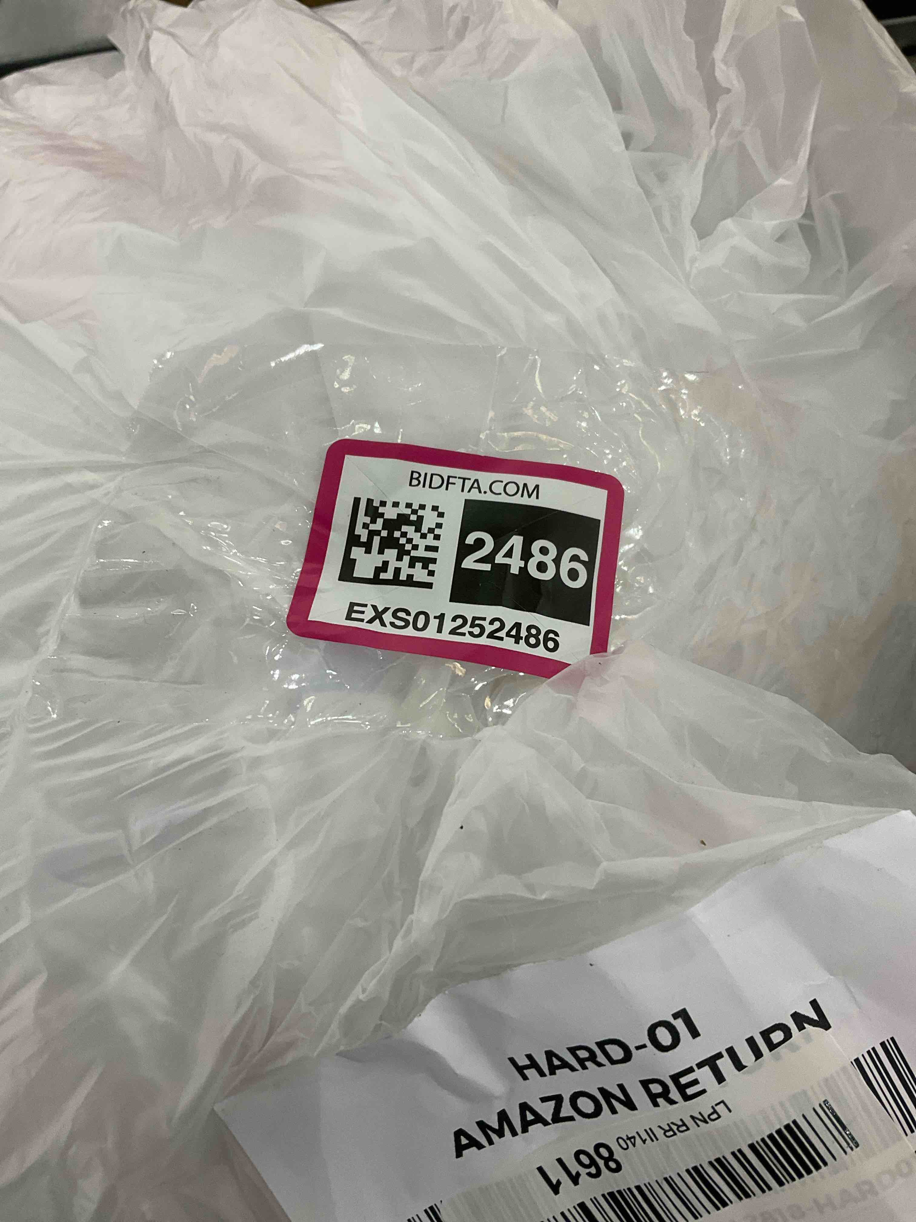 https://s3.amazonaws.com/lotting-images-prod/BargainHunt/EXS01252486_1712328590965.jpeg