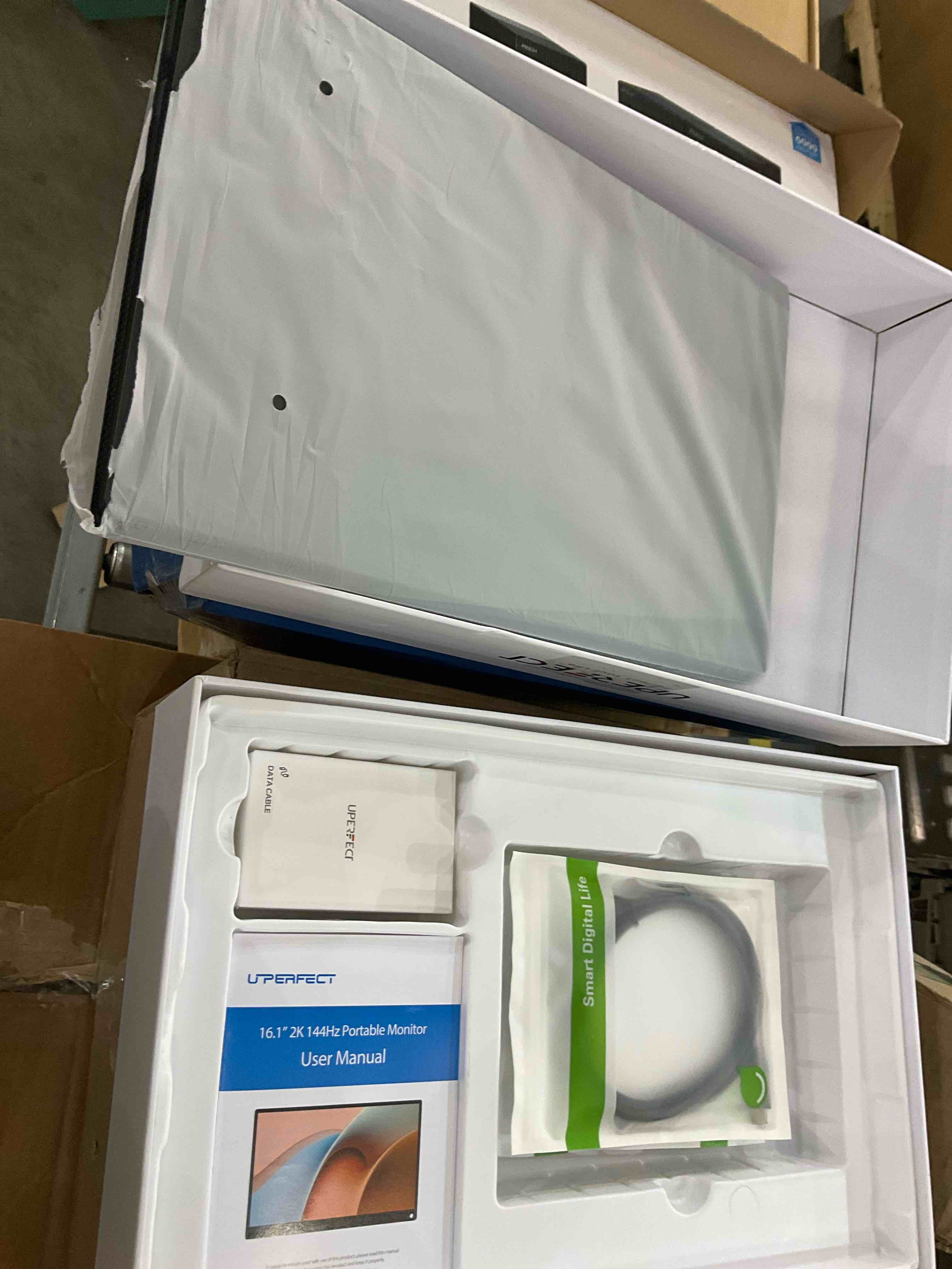 https://s3.amazonaws.com/lotting-images-prod/BargainHunt/EXS01252710_1712676864056.jpeg