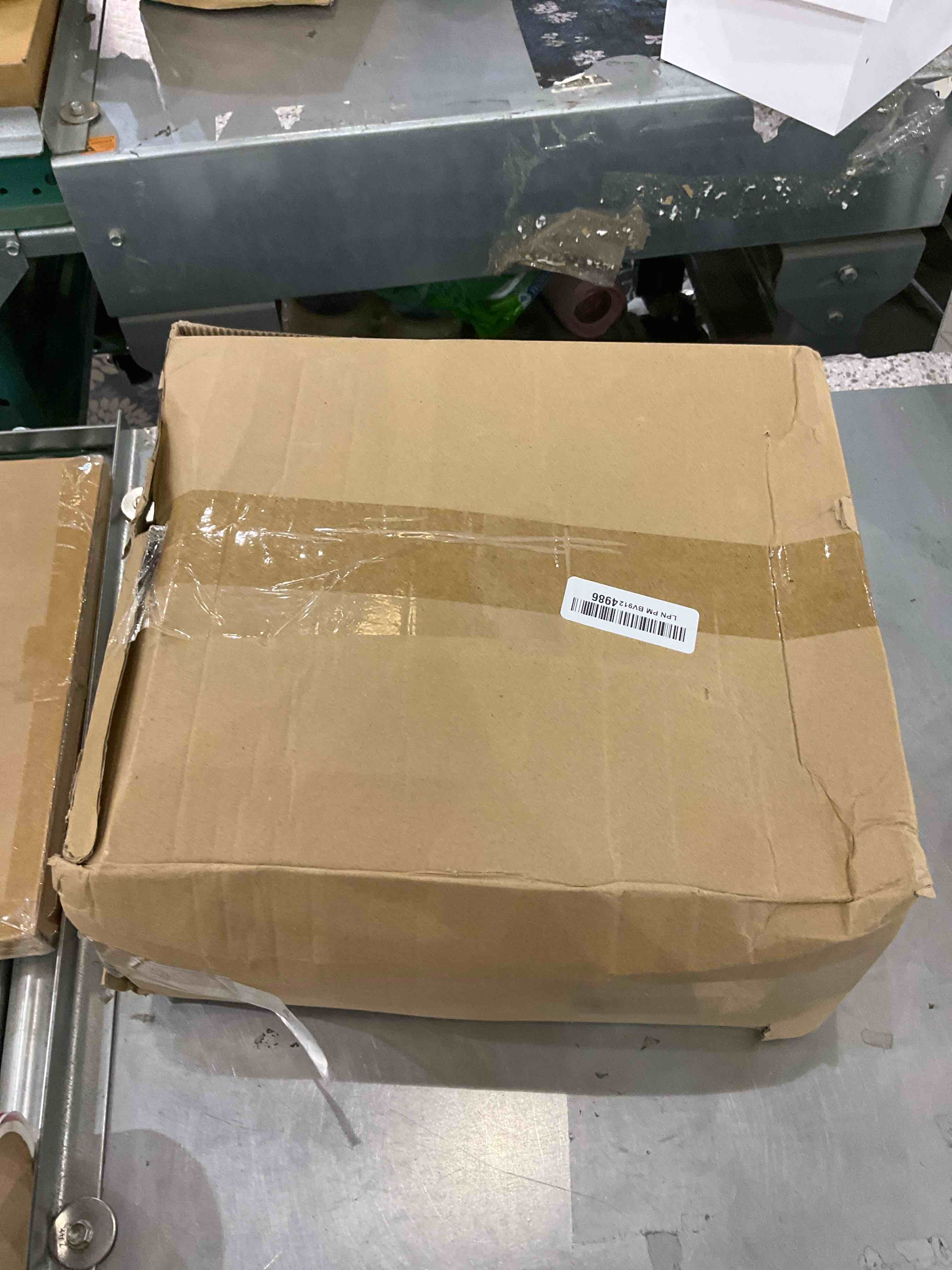 https://s3.amazonaws.com/lotting-images-prod/BargainHunt/EXS01252818_1714754708563.jpeg