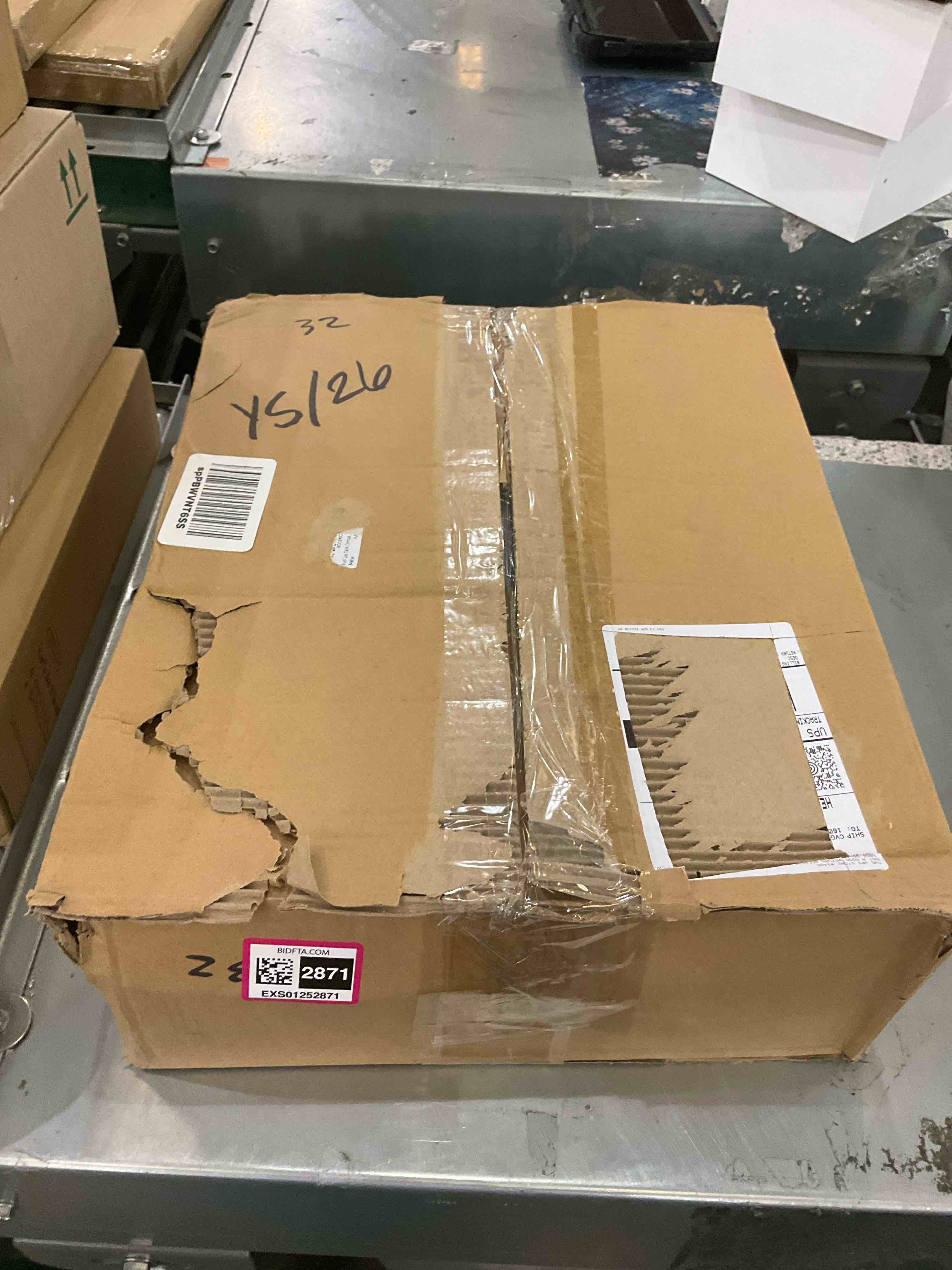 https://s3.amazonaws.com/lotting-images-prod/BargainHunt/EXS01252871_1715004350437.jpeg