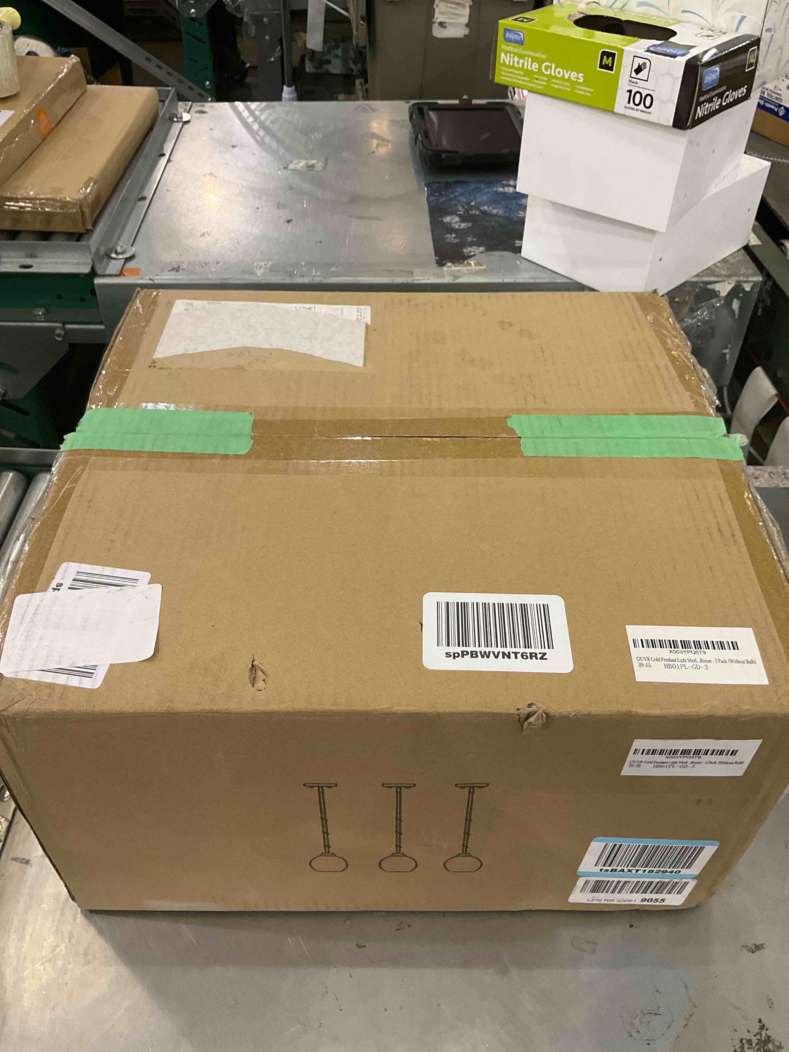 https://s3.amazonaws.com/lotting-images-prod/BargainHunt/EXS01252880_1715005035268.jpeg