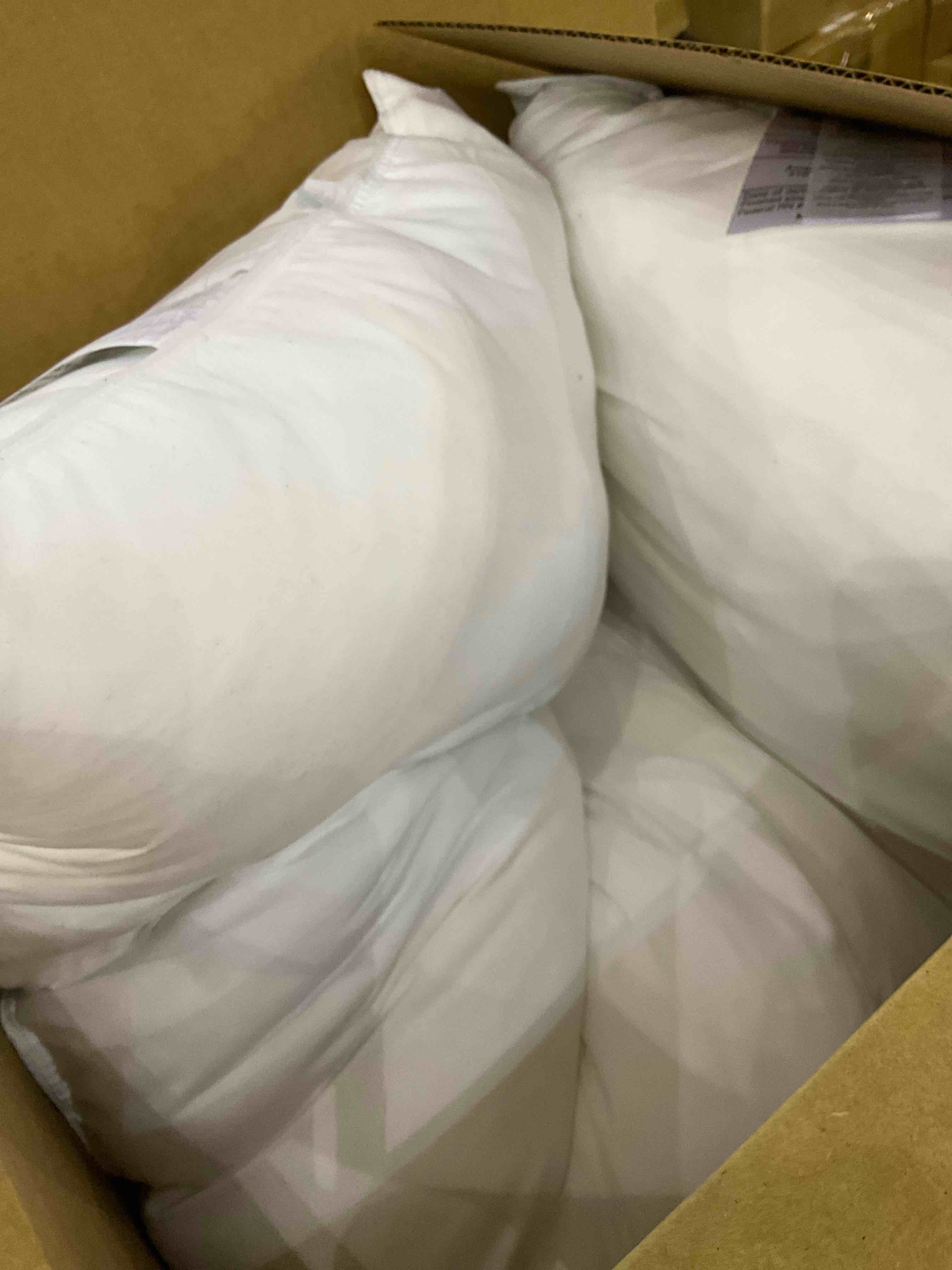 https://s3.amazonaws.com/lotting-images-prod/BargainHunt/EXS01253086_1712669393059.jpeg
