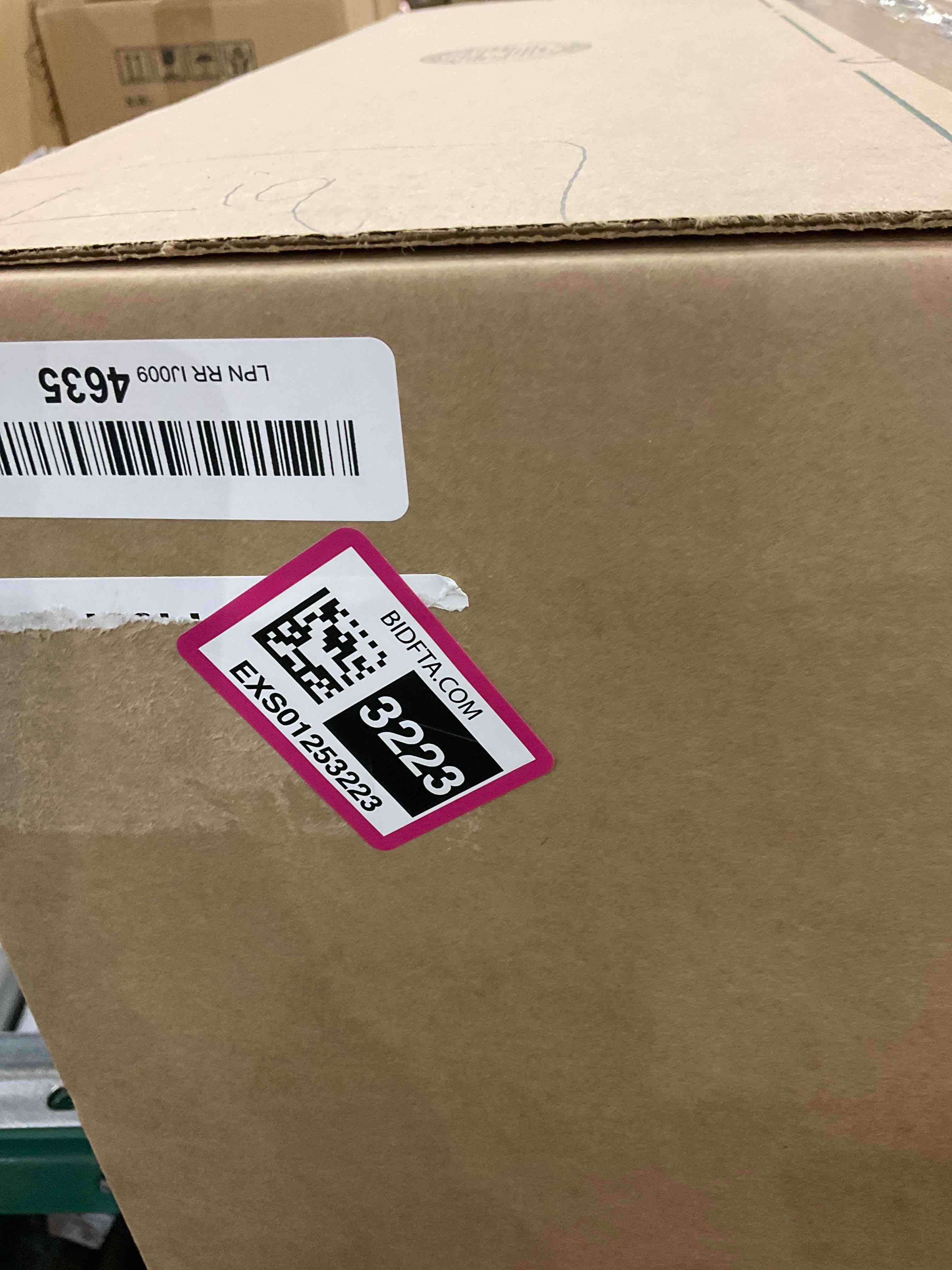 https://s3.amazonaws.com/lotting-images-prod/BargainHunt/EXS01253223_1712860923827.jpeg