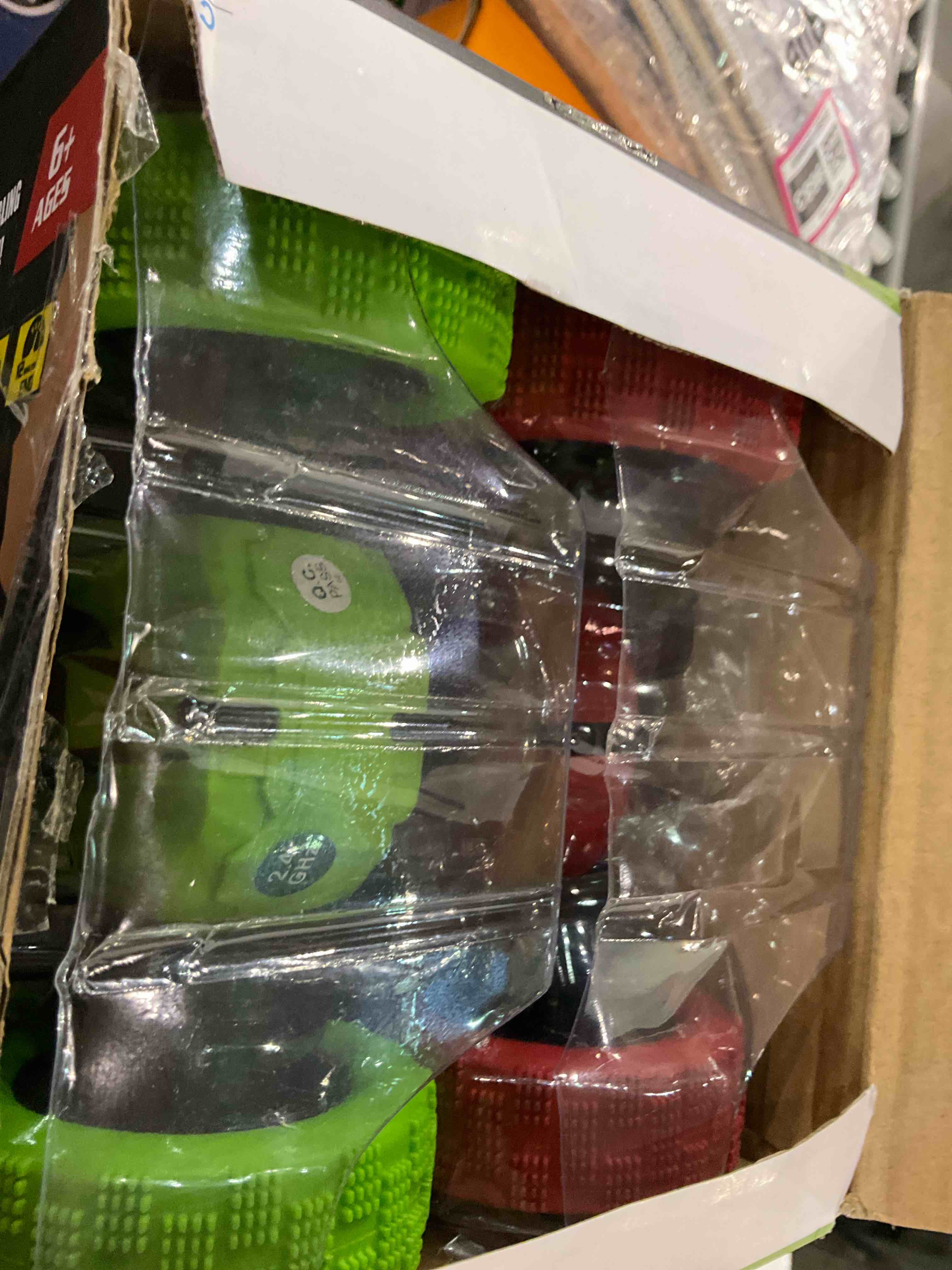 https://s3.amazonaws.com/lotting-images-prod/BargainHunt/EXS01254037_1711973230702.jpeg