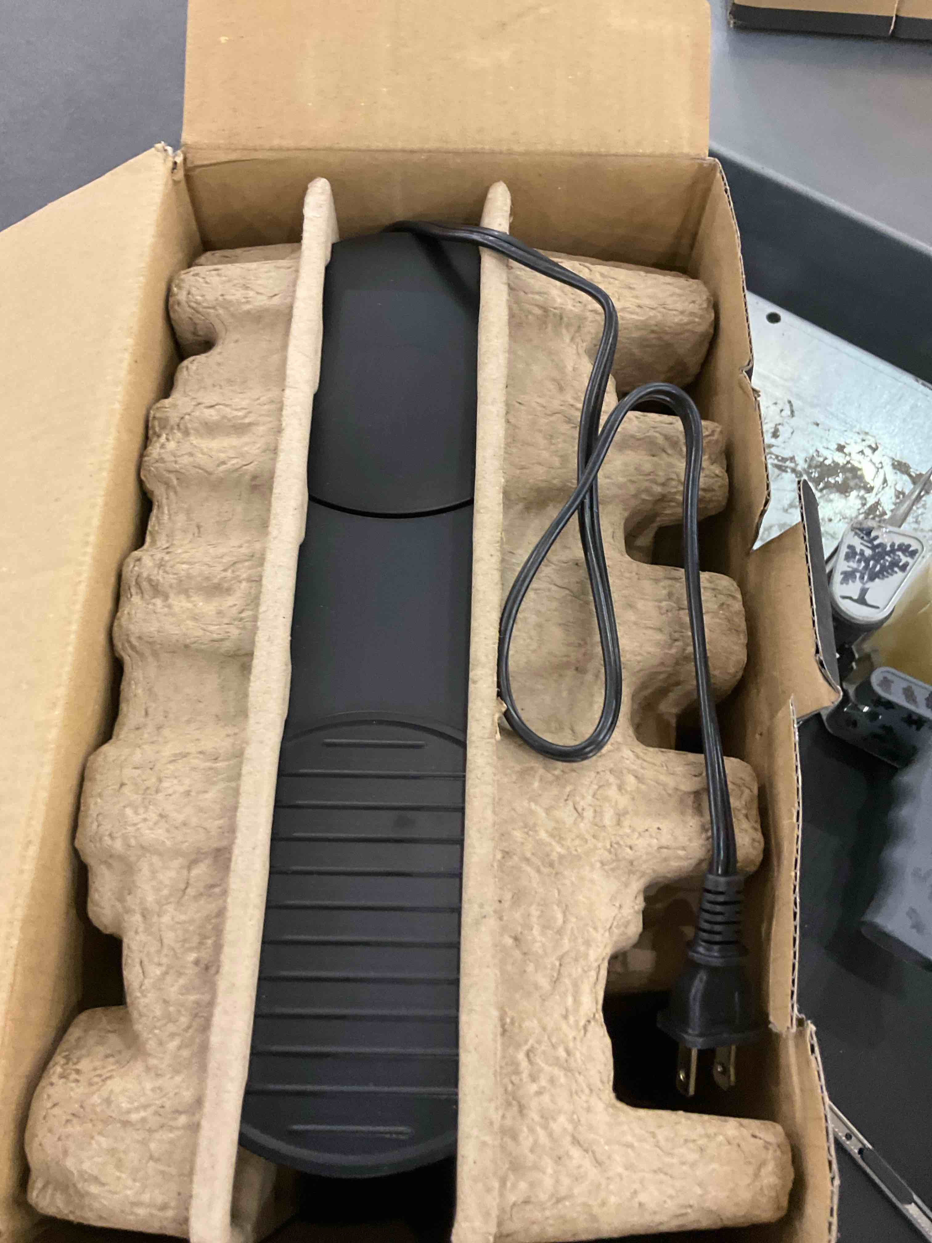 https://s3.amazonaws.com/lotting-images-prod/BargainHunt/EXS01254039_1711984254602.jpeg