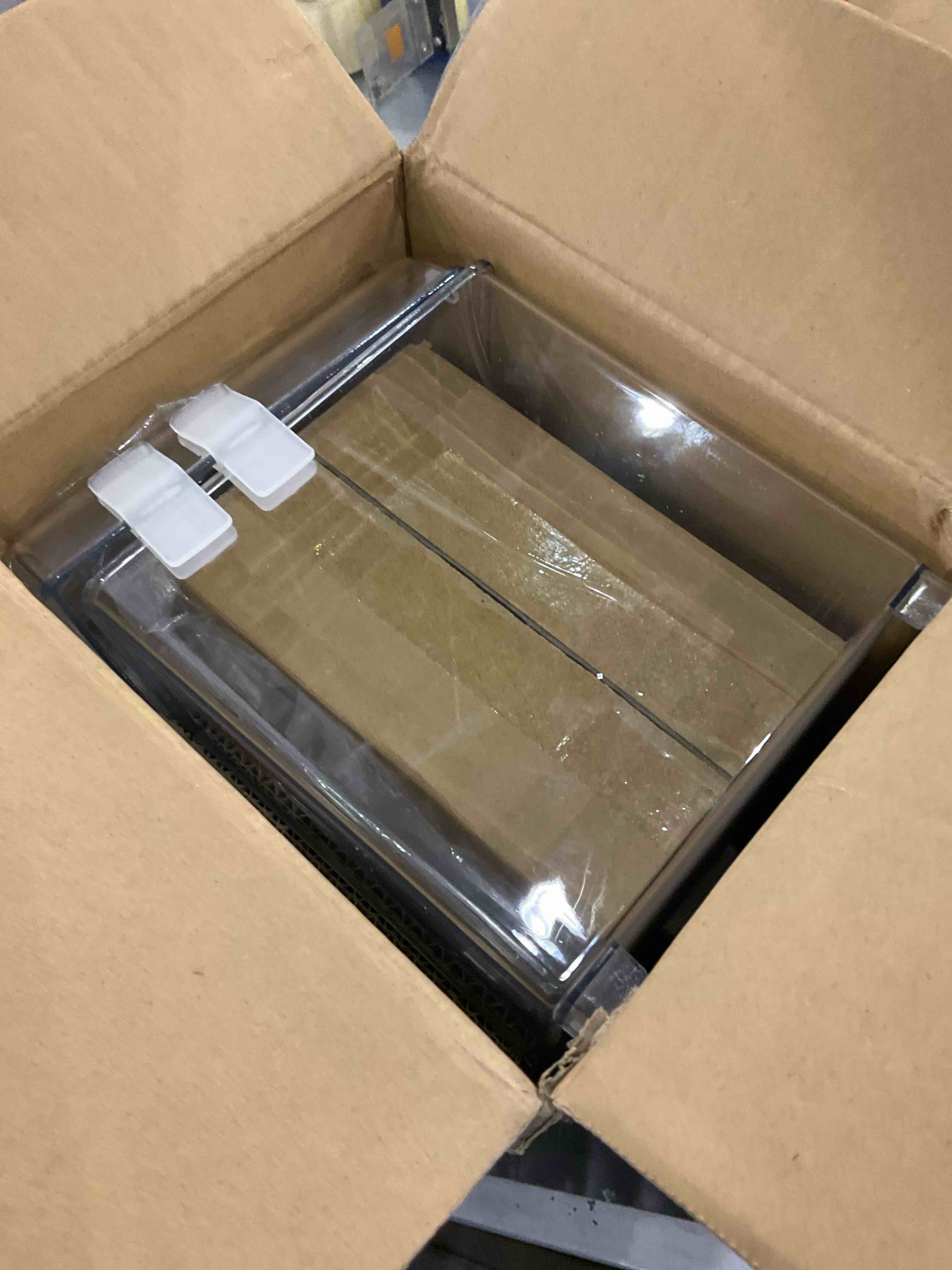 https://s3.amazonaws.com/lotting-images-prod/BargainHunt/EXS01254376_1712748990133.jpeg