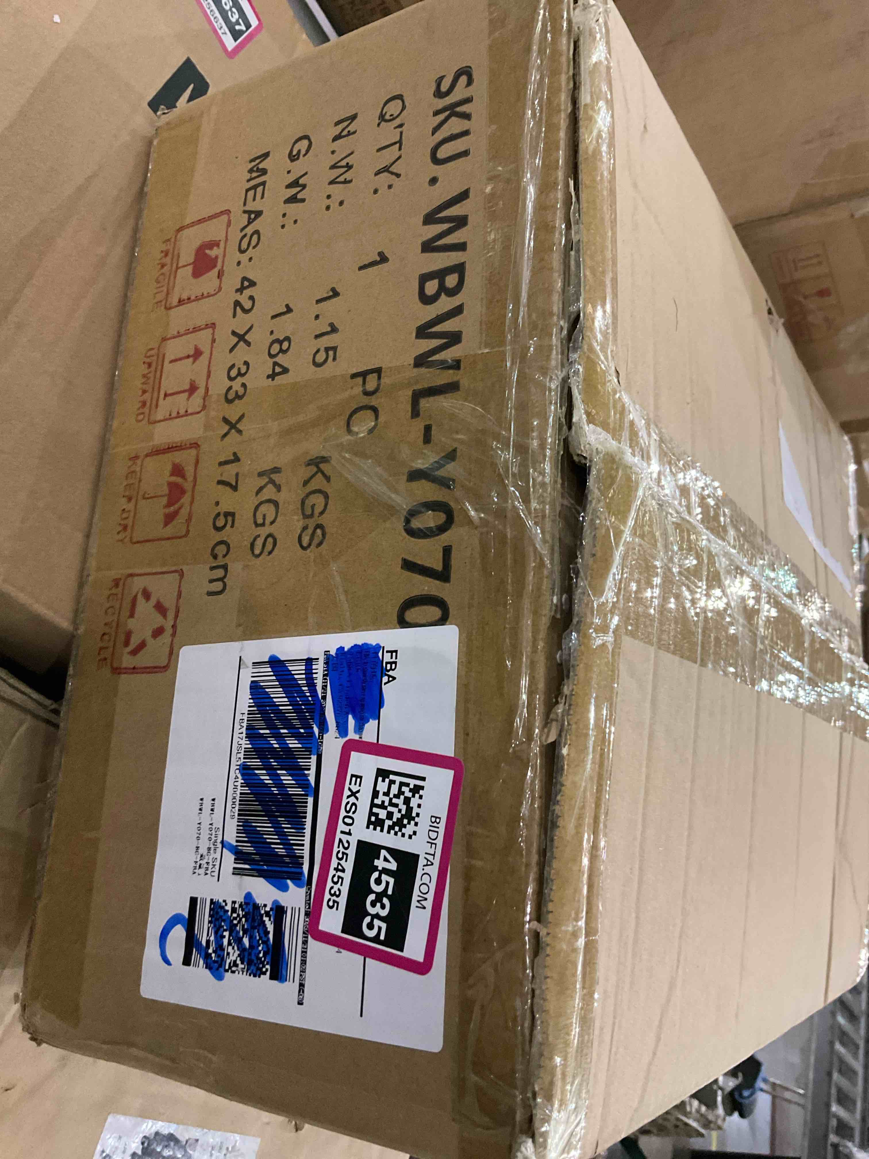 https://s3.amazonaws.com/lotting-images-prod/BargainHunt/EXS01254535_1712758192779.jpeg