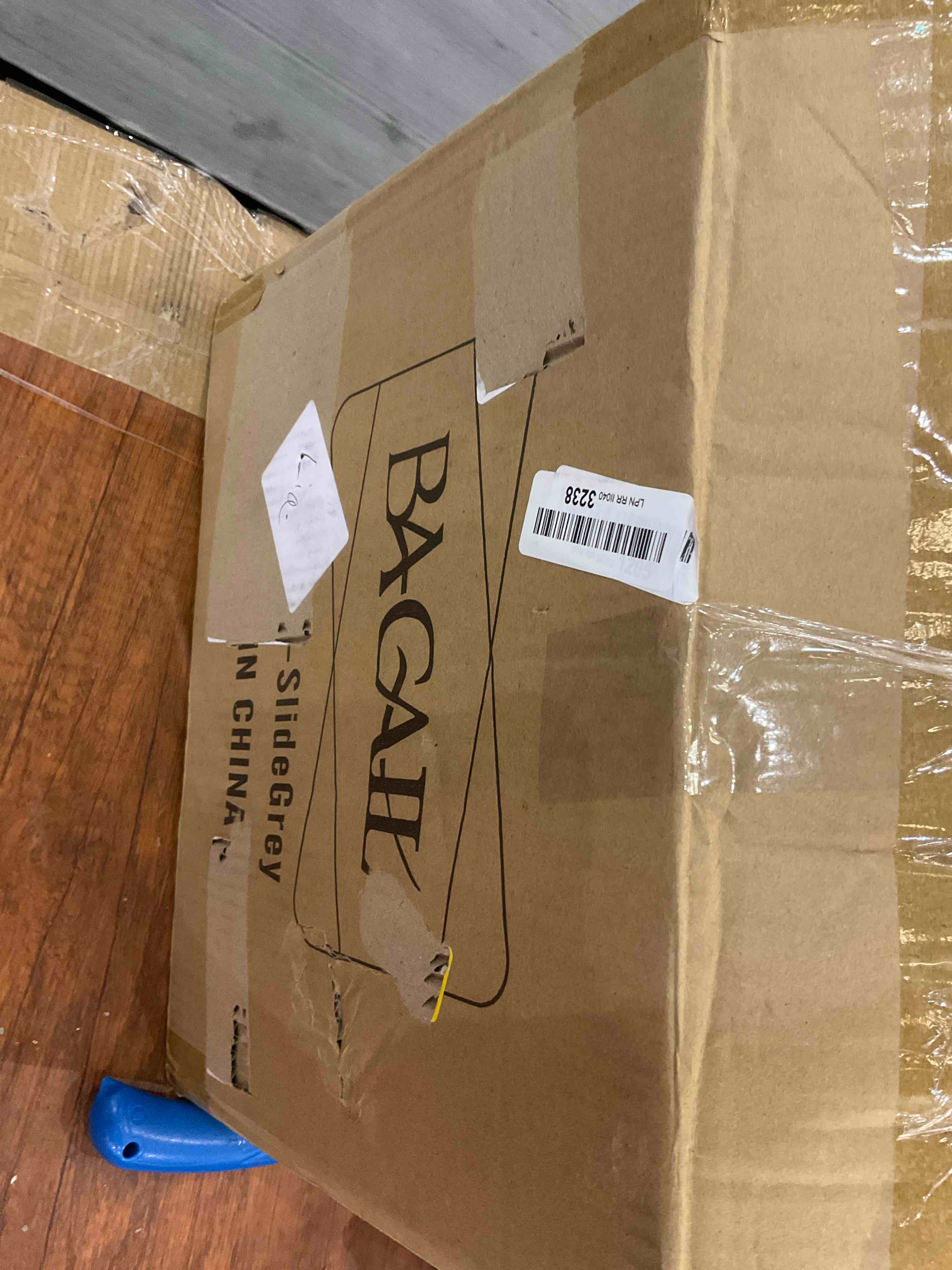 https://s3.amazonaws.com/lotting-images-prod/BargainHunt/EXS01254545_1712775400354.jpeg