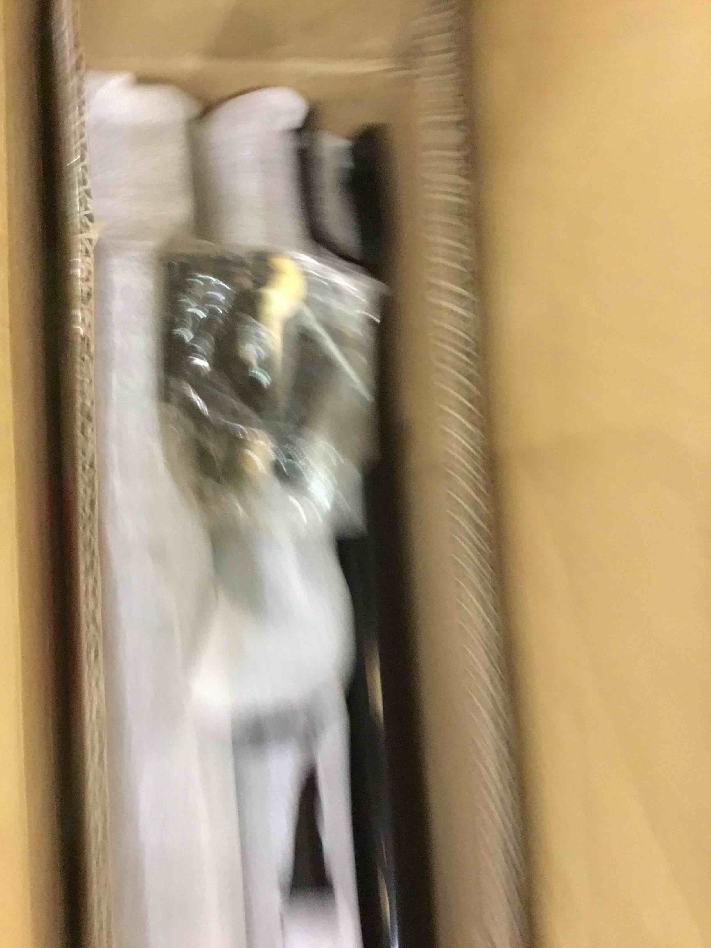 https://s3.amazonaws.com/lotting-images-prod/BargainHunt/EXS01254917_1714657293387.jpeg