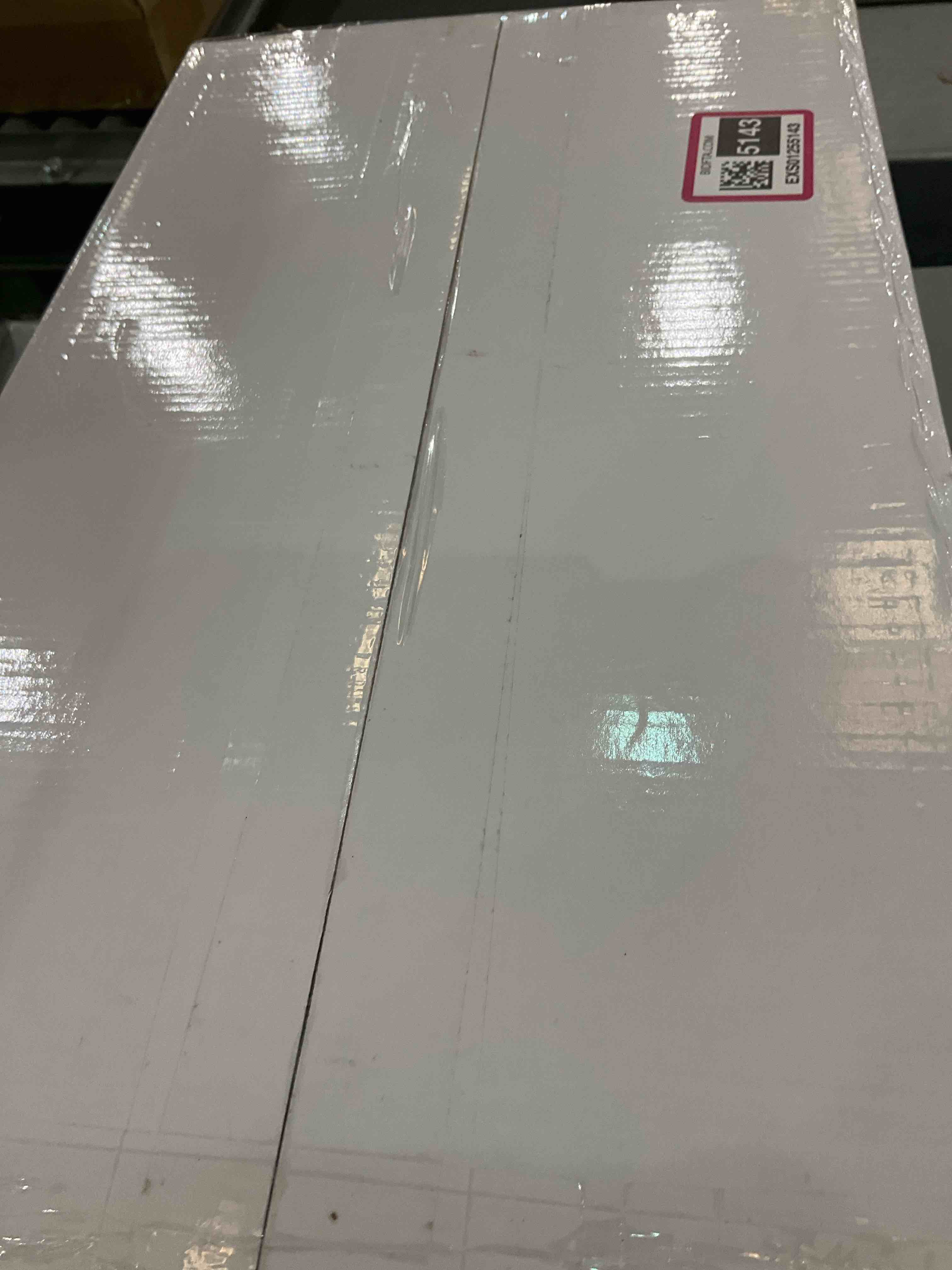 https://s3.amazonaws.com/lotting-images-prod/BargainHunt/EXS01255143_1711126303052.jpeg