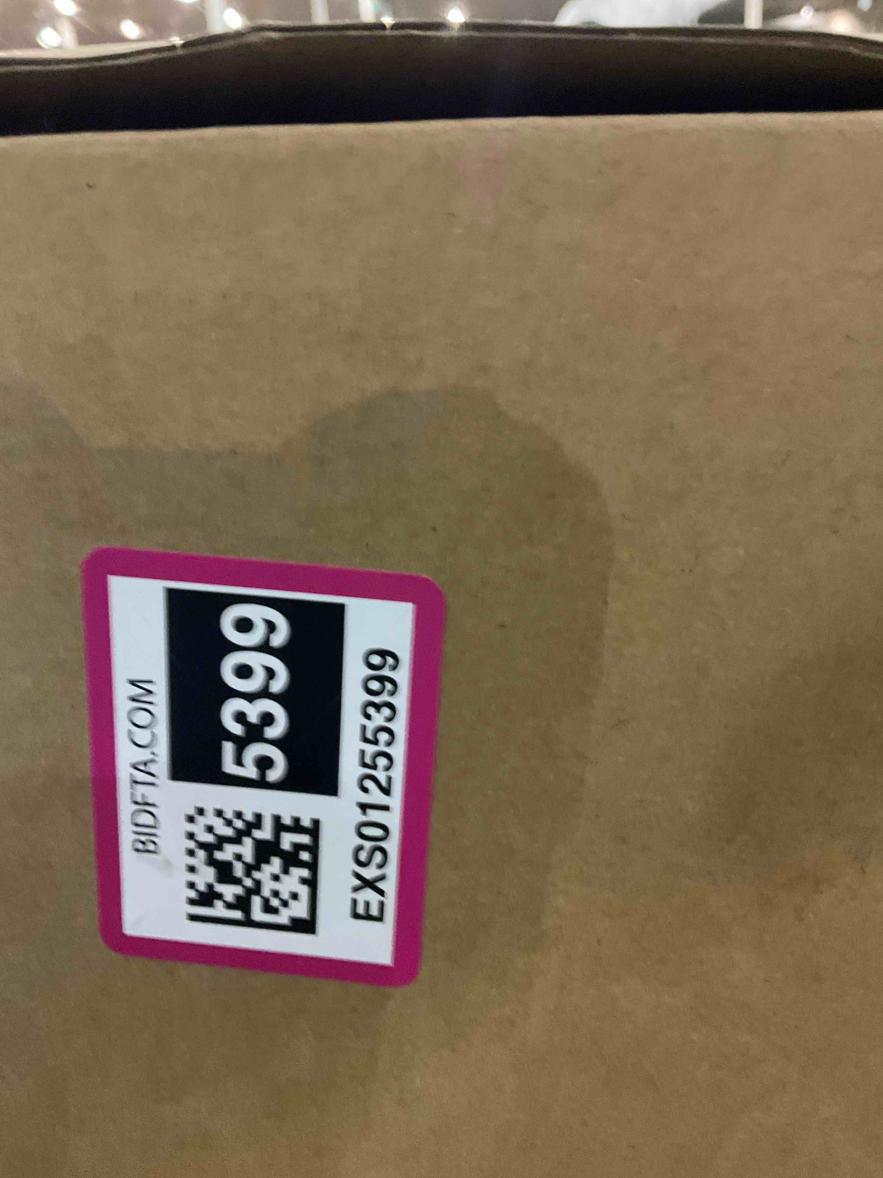 https://s3.amazonaws.com/lotting-images-prod/BargainHunt/EXS01255399_1712056952147.jpeg