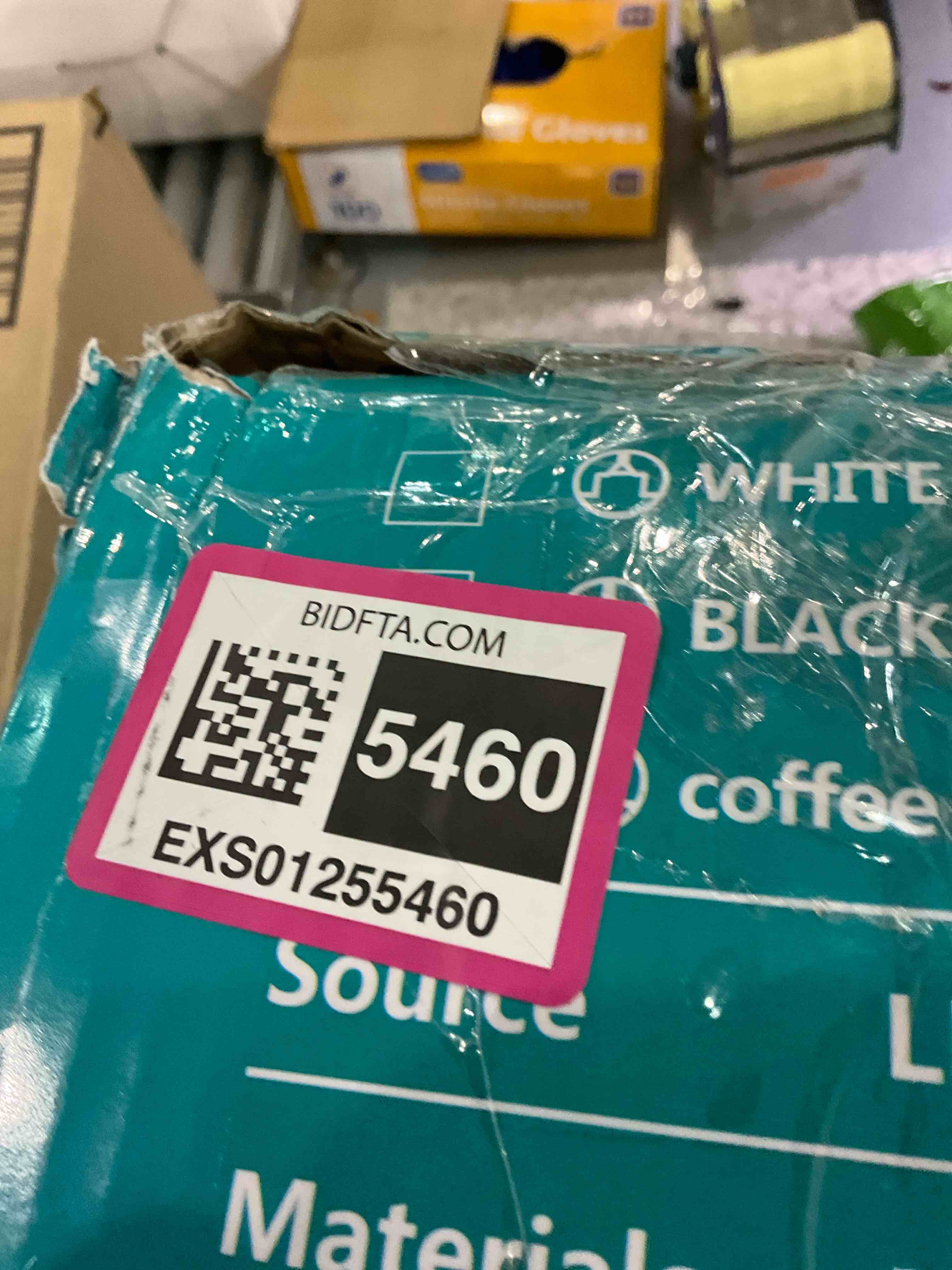 https://s3.amazonaws.com/lotting-images-prod/BargainHunt/EXS01255460_1712144452914.jpeg