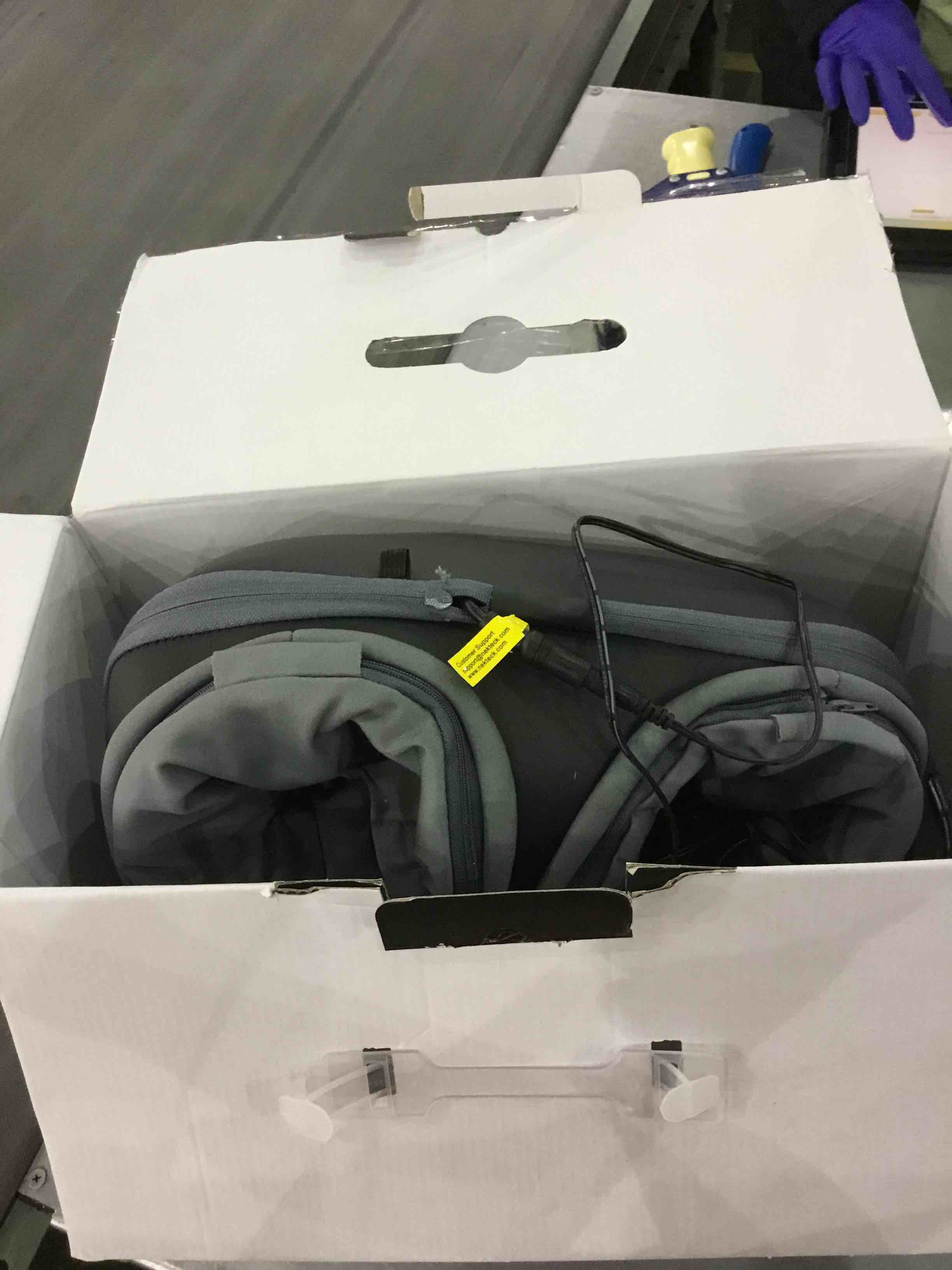 https://s3.amazonaws.com/lotting-images-prod/BargainHunt/EXS01255604_1712748986689.jpeg
