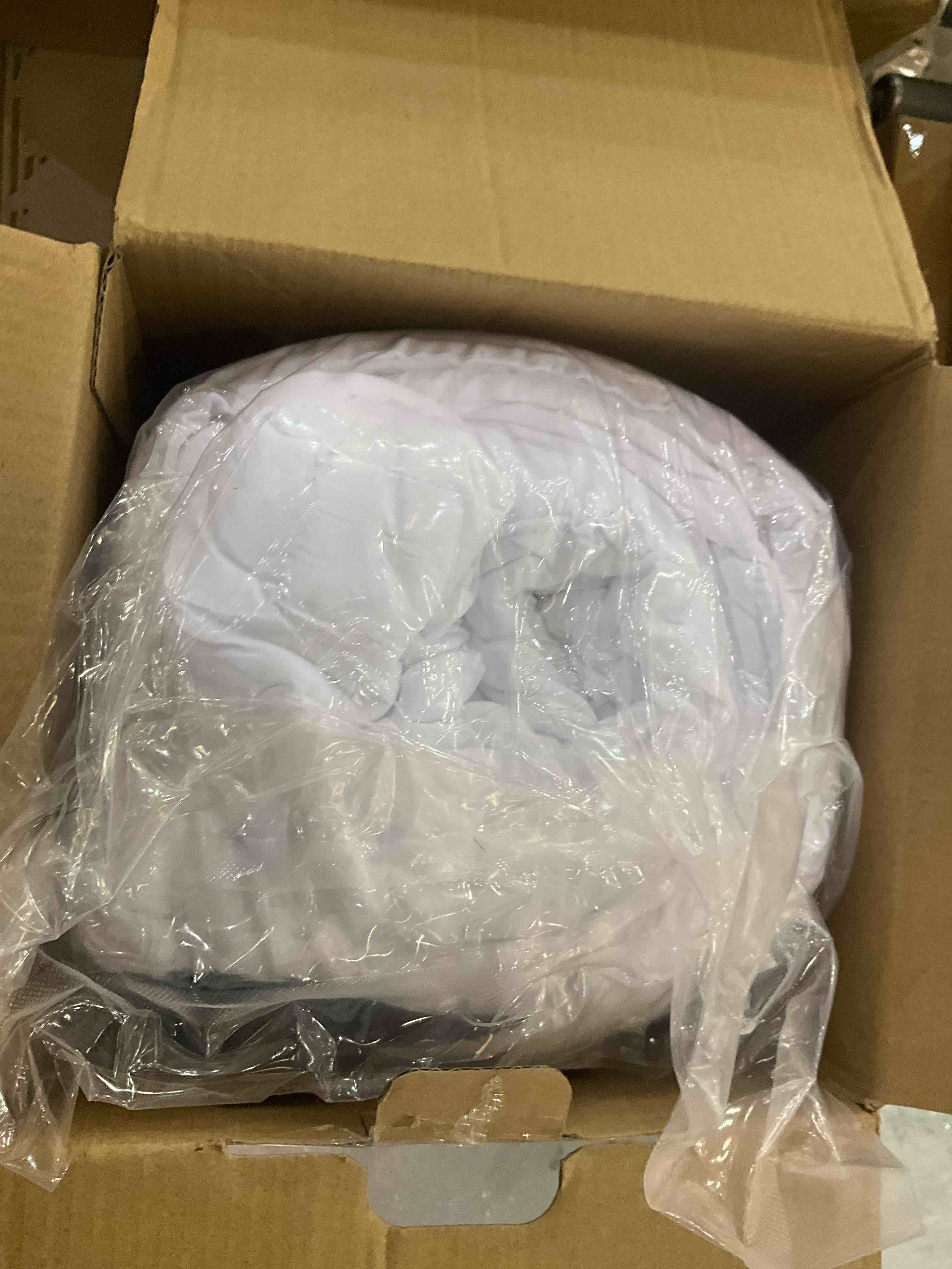https://s3.amazonaws.com/lotting-images-prod/BargainHunt/EXS01255732_1711547347074.jpeg