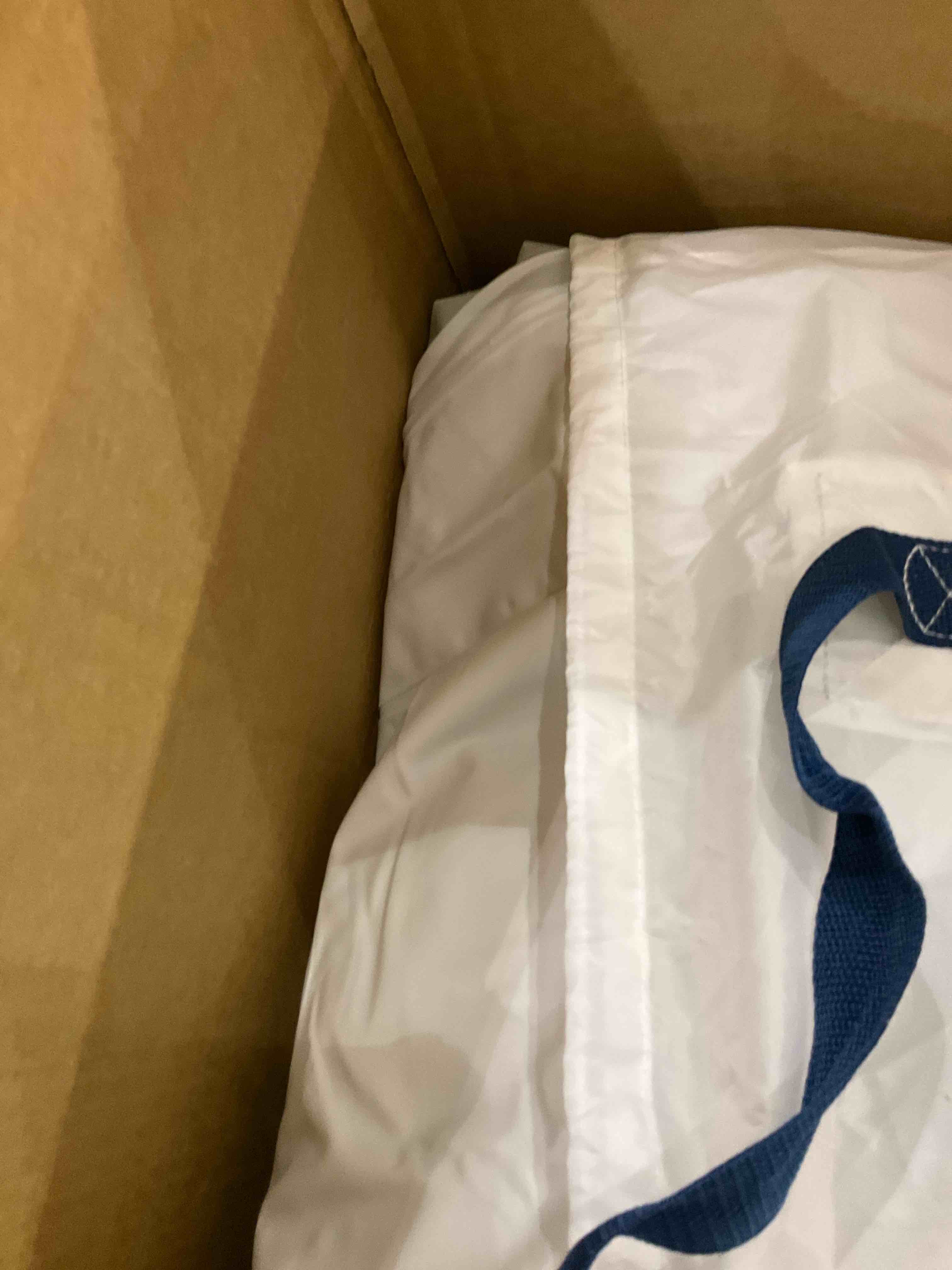 https://s3.amazonaws.com/lotting-images-prod/BargainHunt/EXS01255970_1712324795855.jpeg