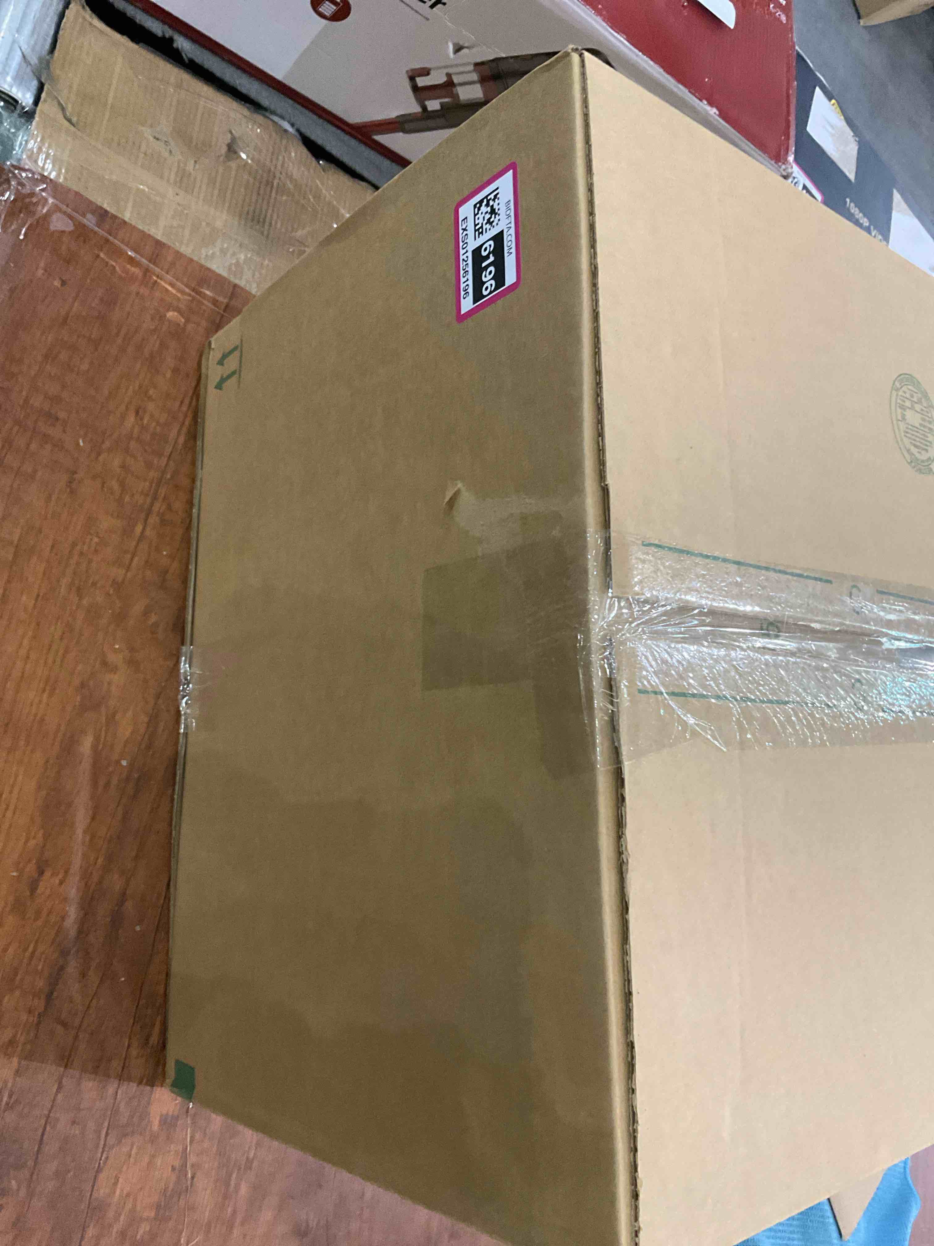 https://s3.amazonaws.com/lotting-images-prod/BargainHunt/EXS01256196_1712583866693.jpeg