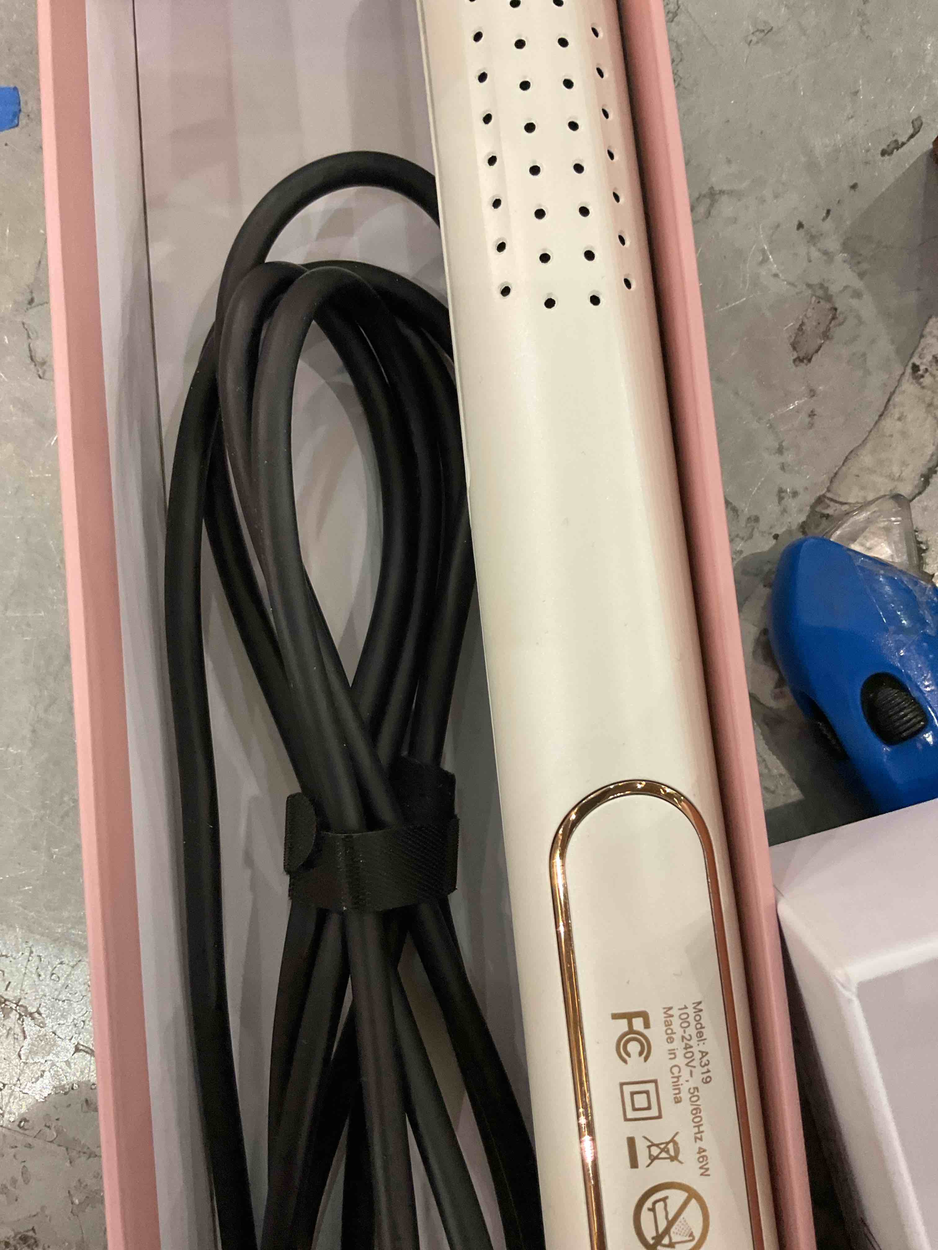 https://s3.amazonaws.com/lotting-images-prod/BargainHunt/EXS01257356_1712681607767.jpeg
