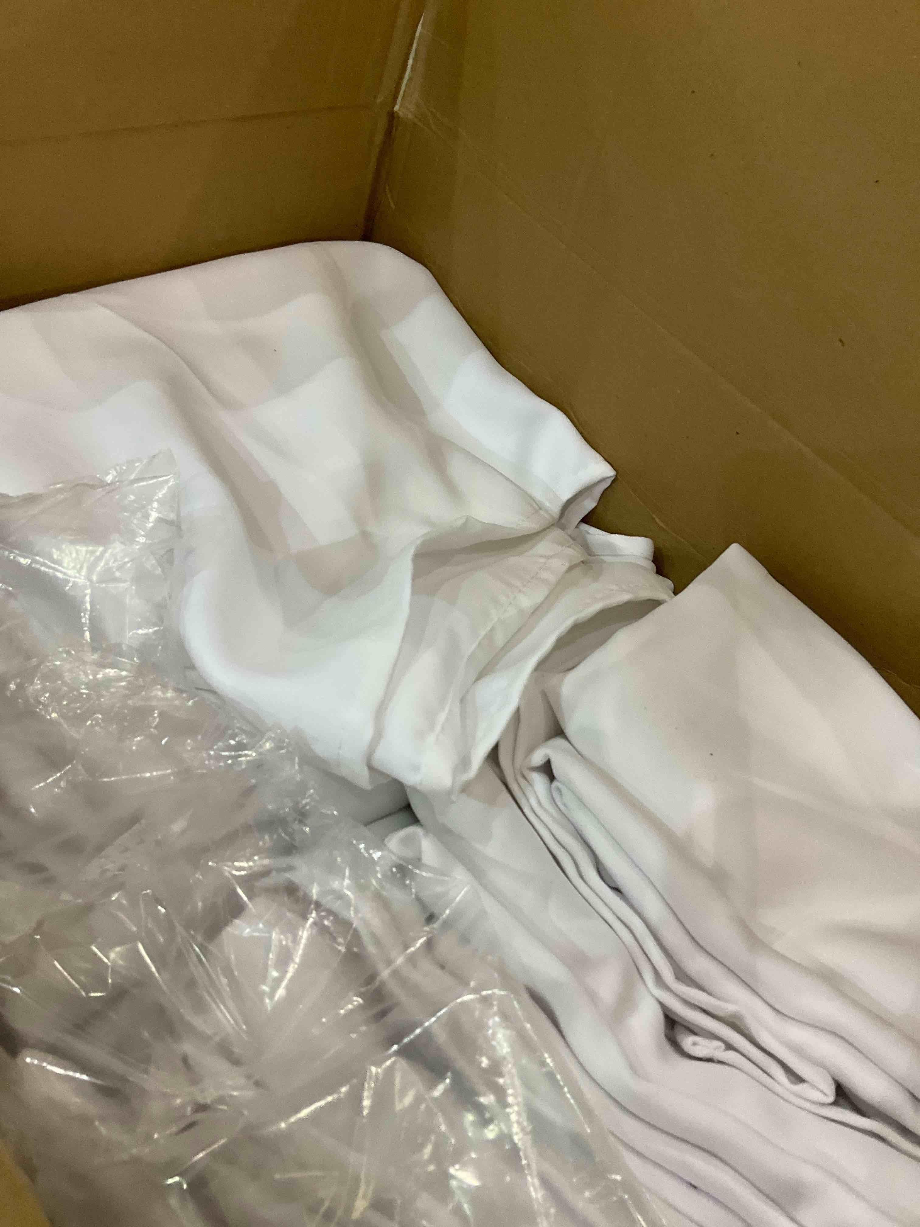 https://s3.amazonaws.com/lotting-images-prod/BargainHunt/EXS01257711_1713551418822.jpeg