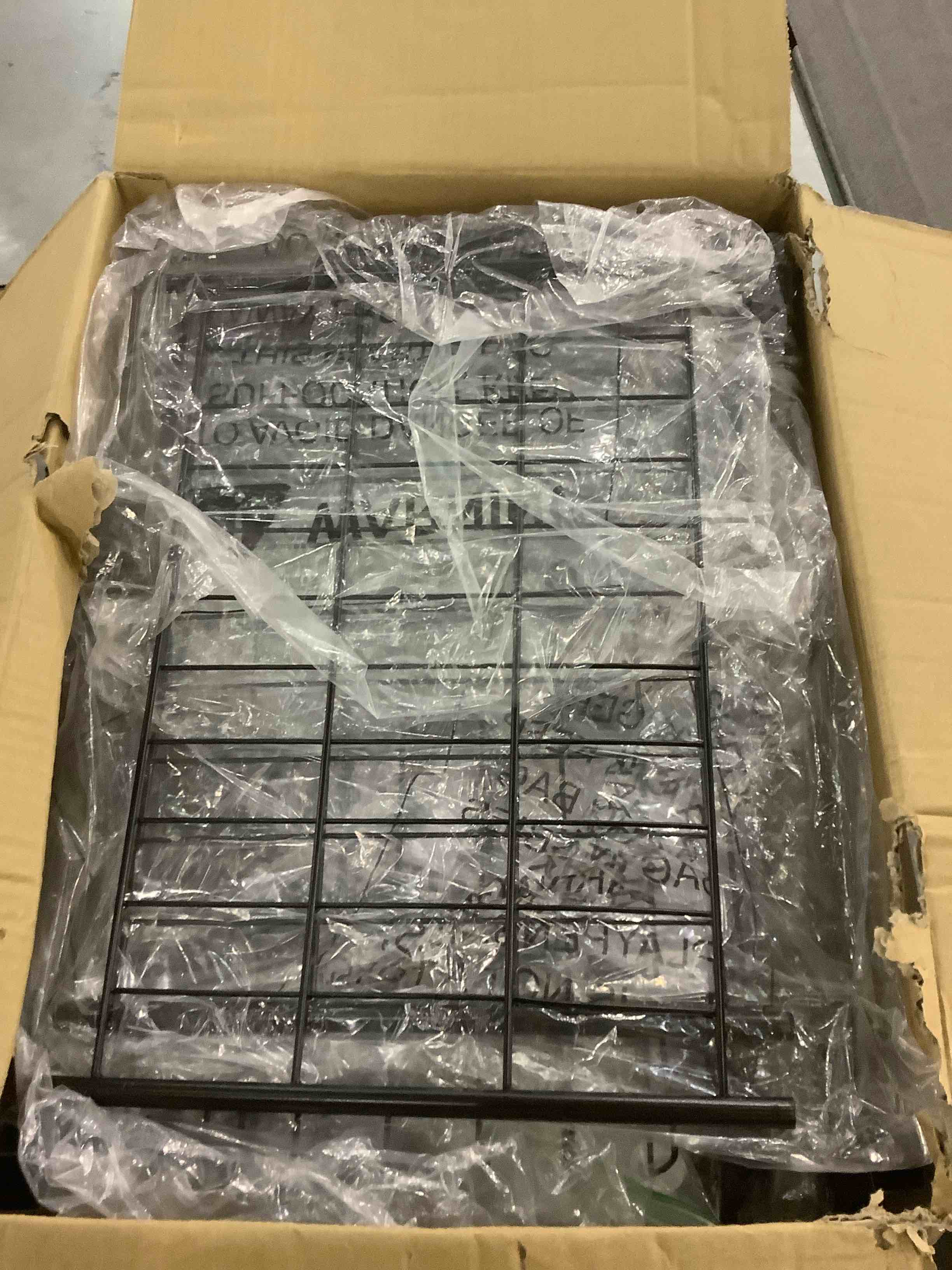 https://s3.amazonaws.com/lotting-images-prod/BargainHunt/EXS01257901_1713539260798.jpeg