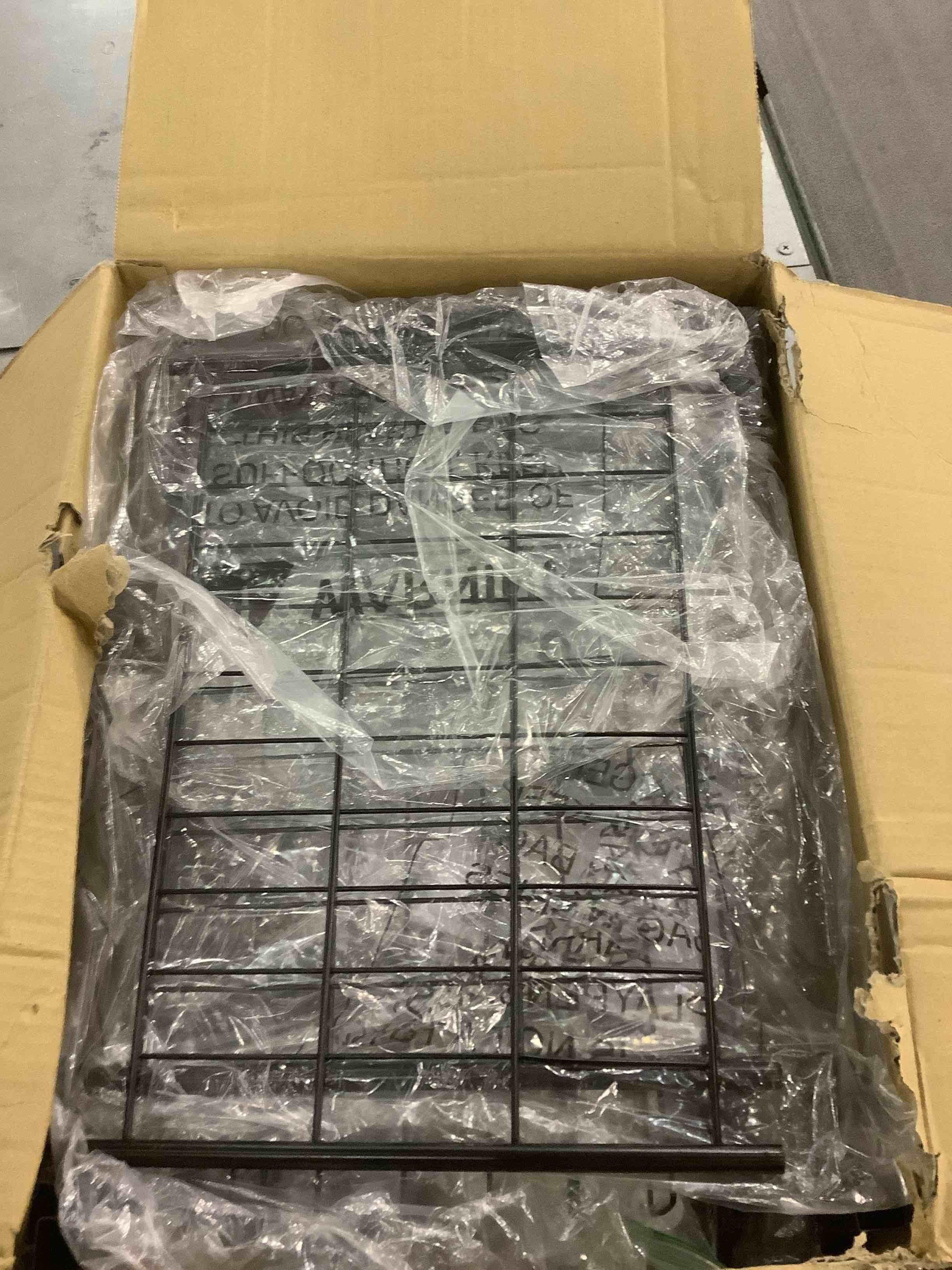 https://s3.amazonaws.com/lotting-images-prod/BargainHunt/EXS01257901_1713539262257.jpeg