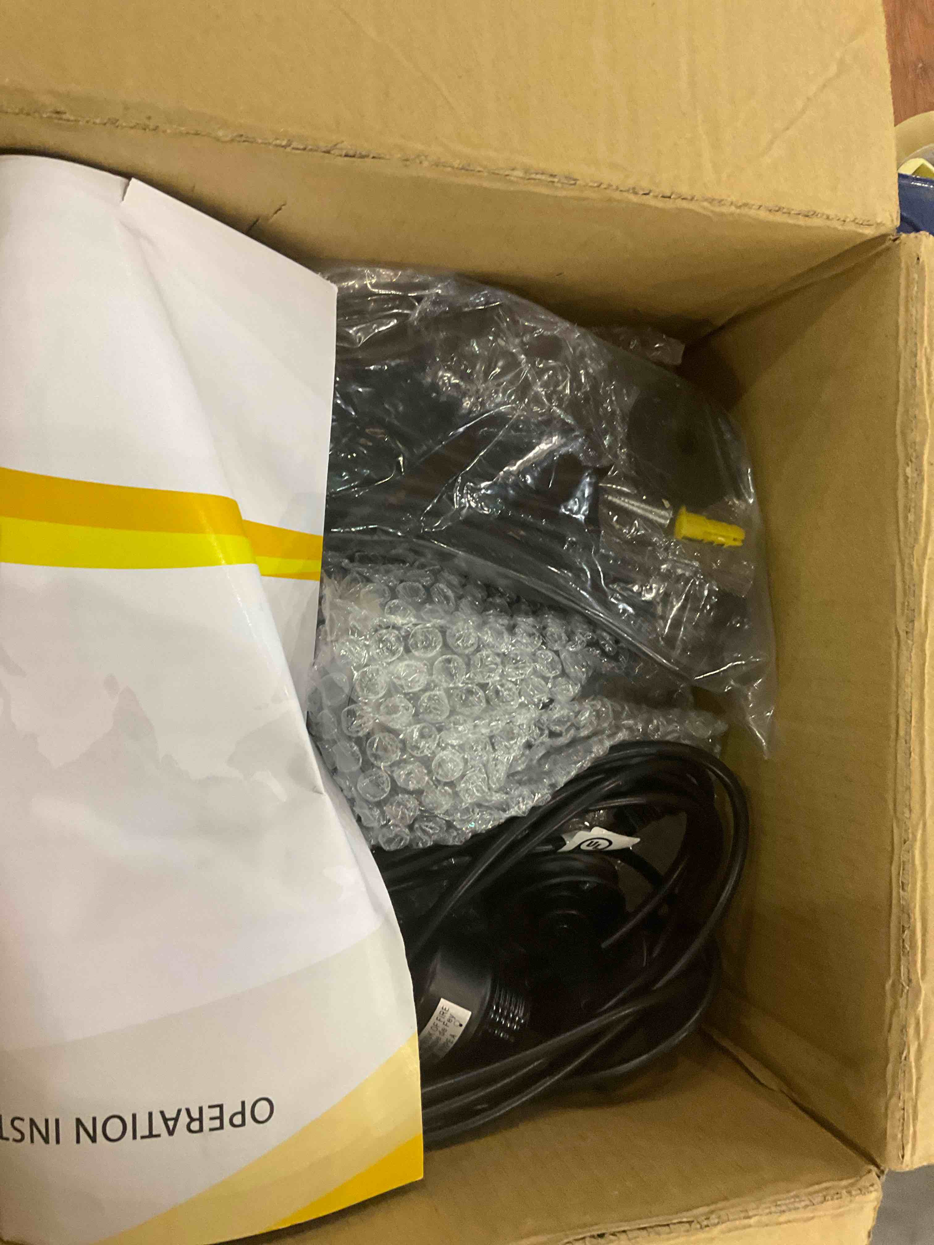 https://s3.amazonaws.com/lotting-images-prod/BargainHunt/EXS01257940_1713539003479.jpeg
