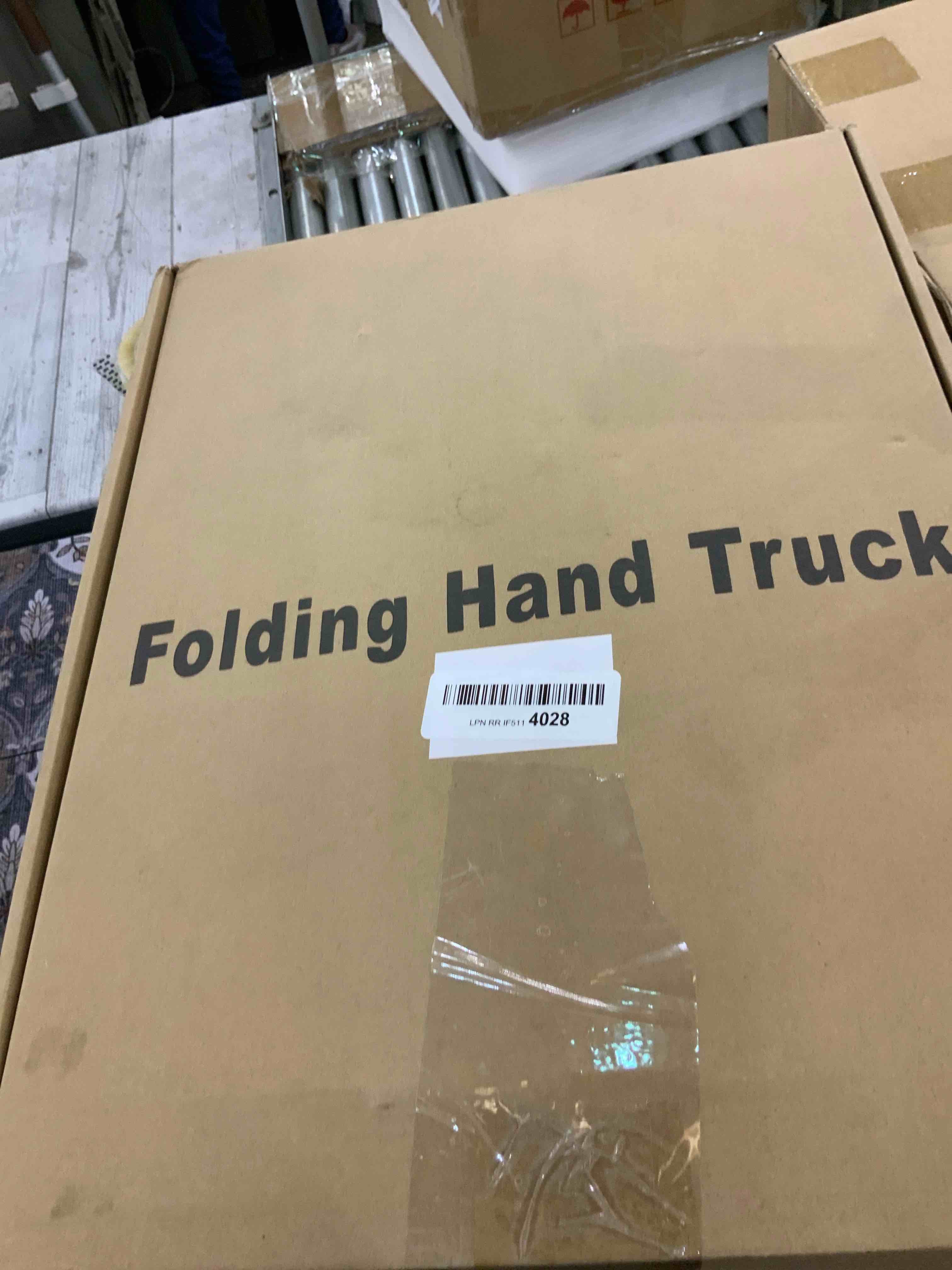 https://s3.amazonaws.com/lotting-images-prod/BargainHunt/EXS01258235_1712762379185.jpeg