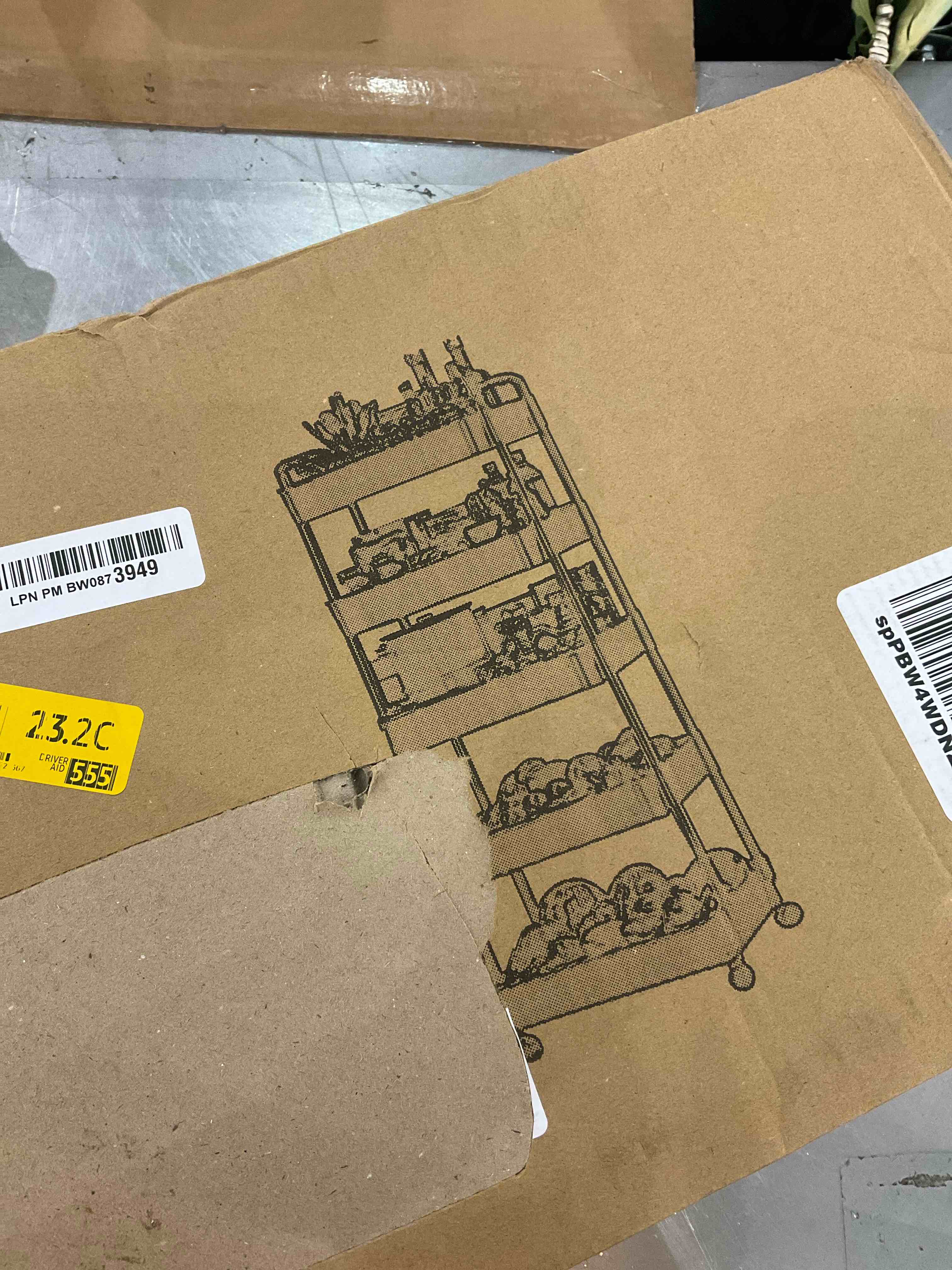 https://s3.amazonaws.com/lotting-images-prod/BargainHunt/EXS01258920_1713363302228.jpeg