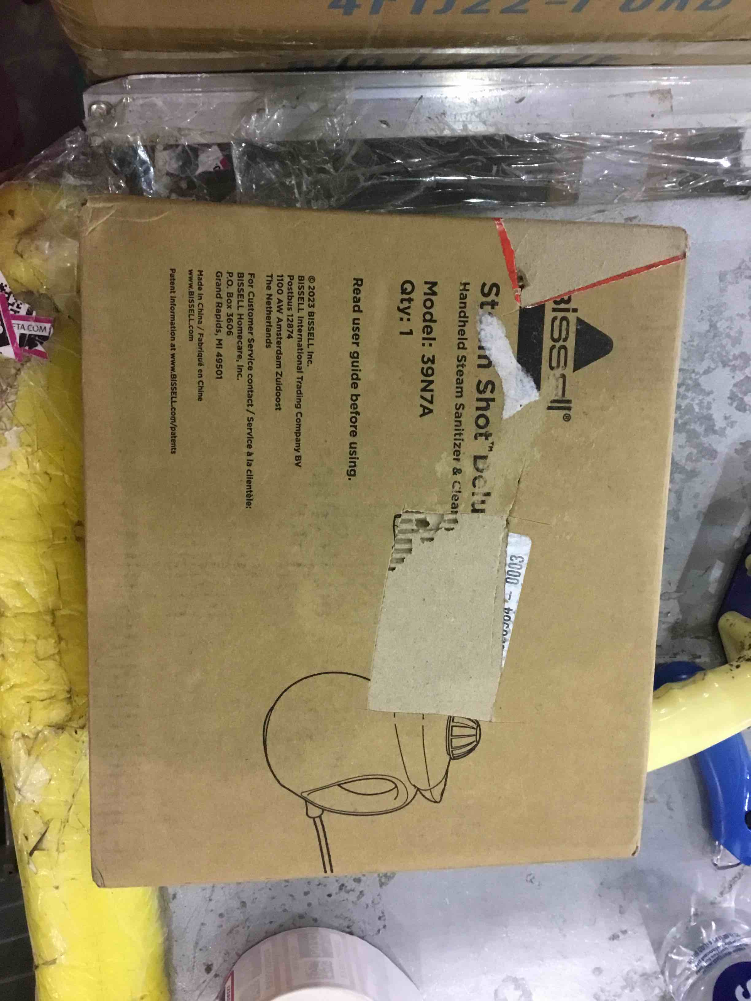 BISSELL SteamShot Deluxe Hard Surface Steam Cleaner with Natural Sanitization, Multi-Surface Tools Included to Remove Dirt, Grime, Grease, and More, 39N7A