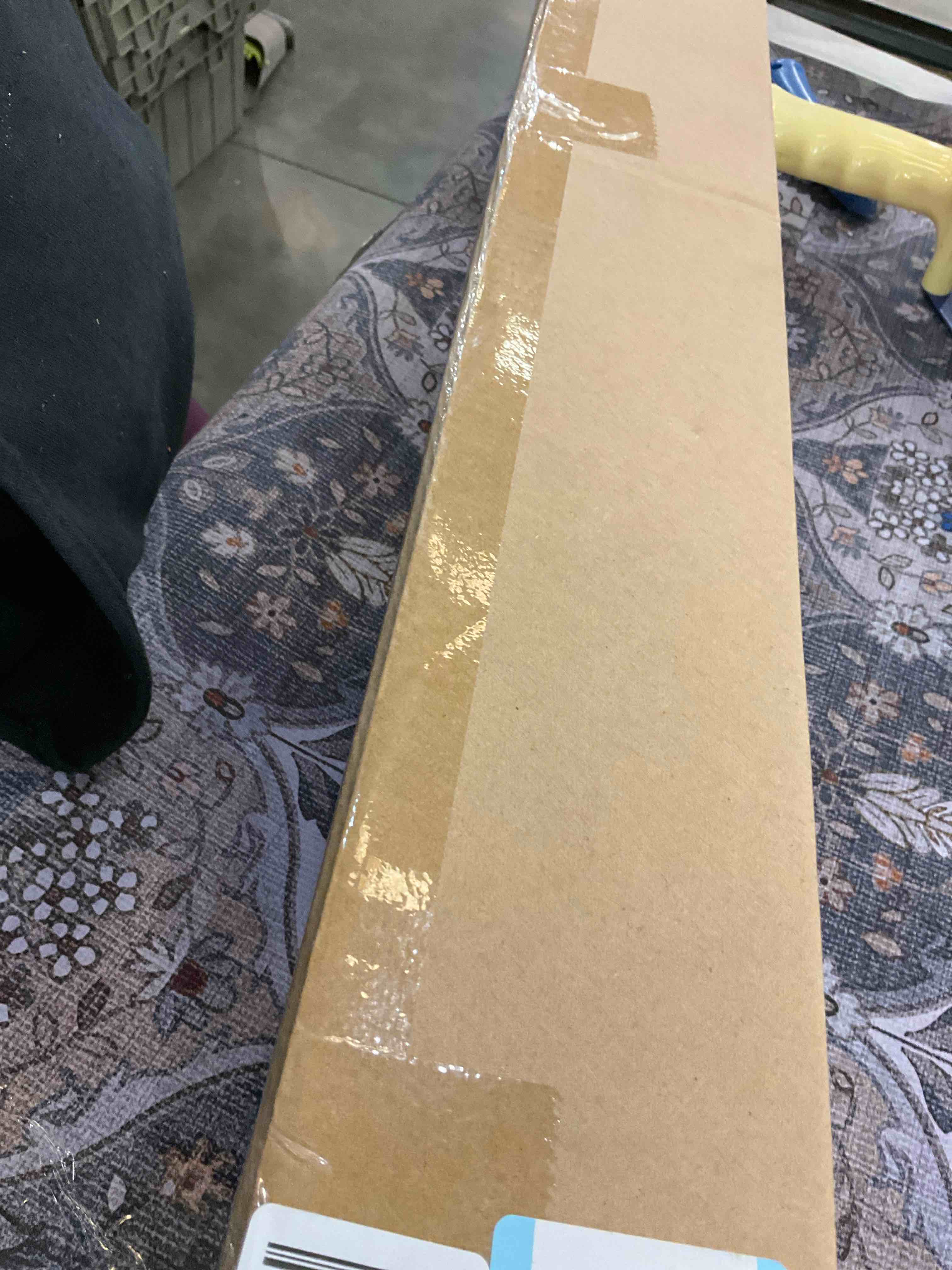 https://s3.amazonaws.com/lotting-images-prod/BargainHunt/EXS01260107_1709836059200.jpeg