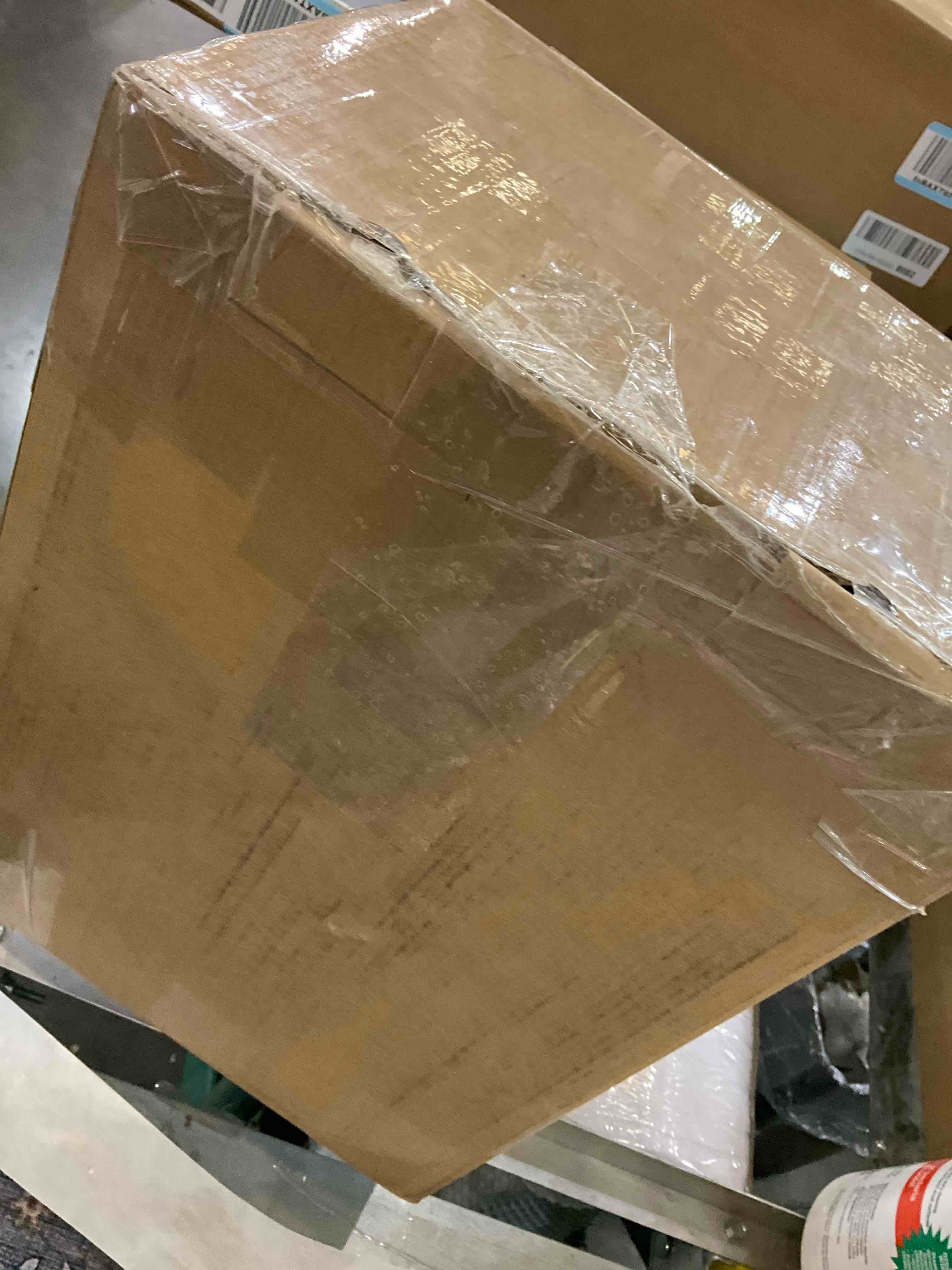 https://s3.amazonaws.com/lotting-images-prod/BargainHunt/EXS01260108_1709836670005.jpeg