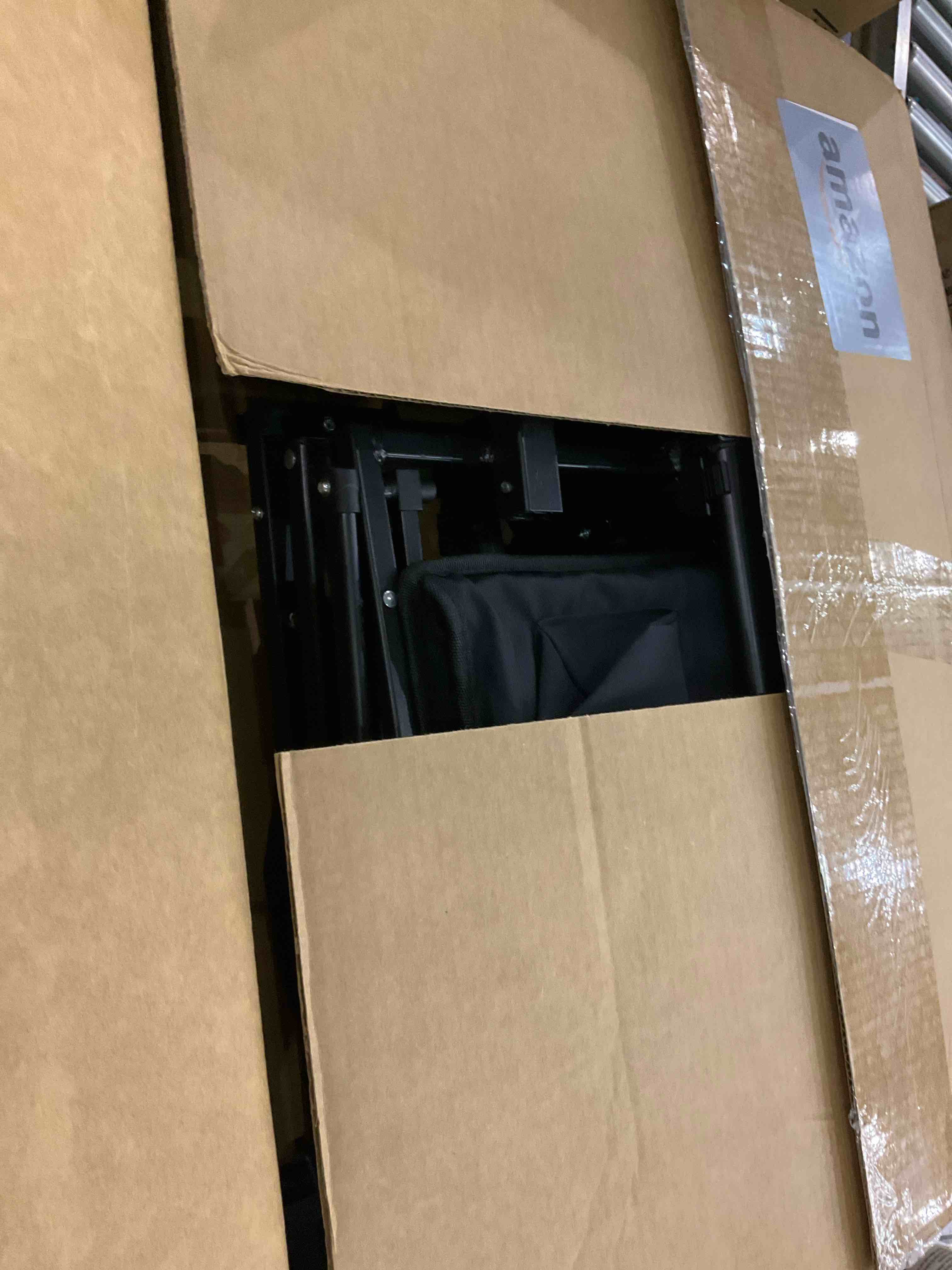 https://s3.amazonaws.com/lotting-images-prod/BargainHunt/EXS01260124_1709900412062.jpeg