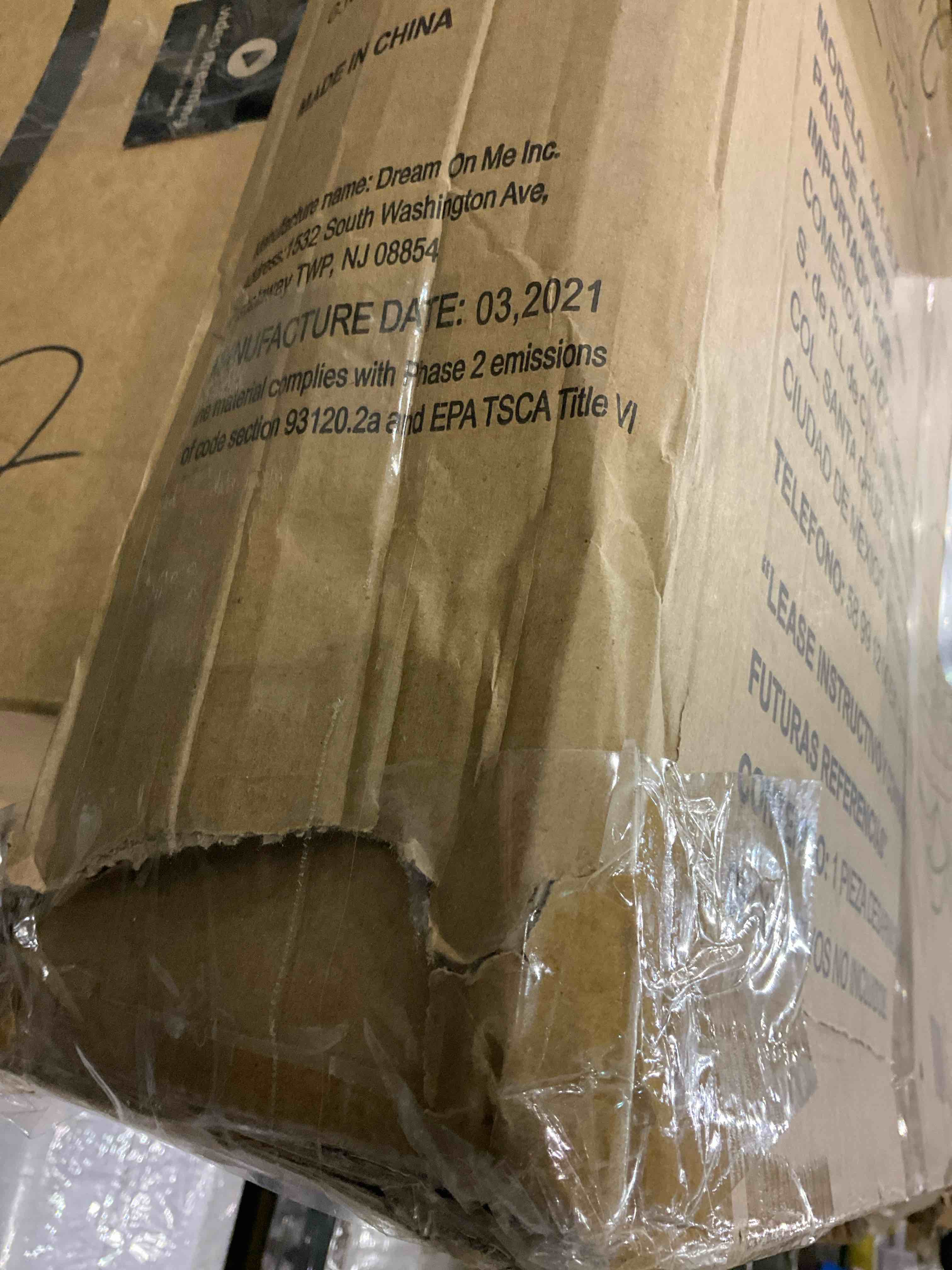 https://s3.amazonaws.com/lotting-images-prod/BargainHunt/EXS01260126_1709900570817.jpeg
