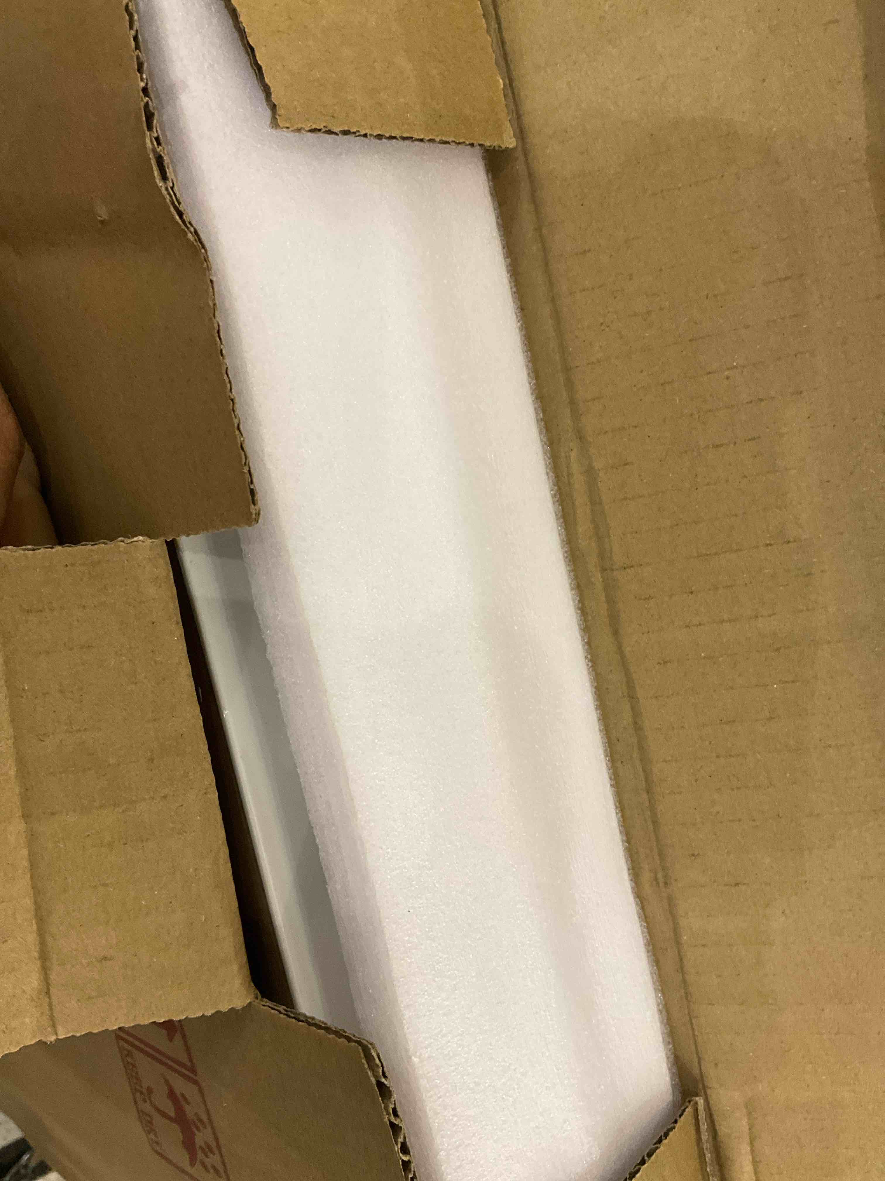 https://s3.amazonaws.com/lotting-images-prod/BargainHunt/EXS01260358_1710171100402.jpeg