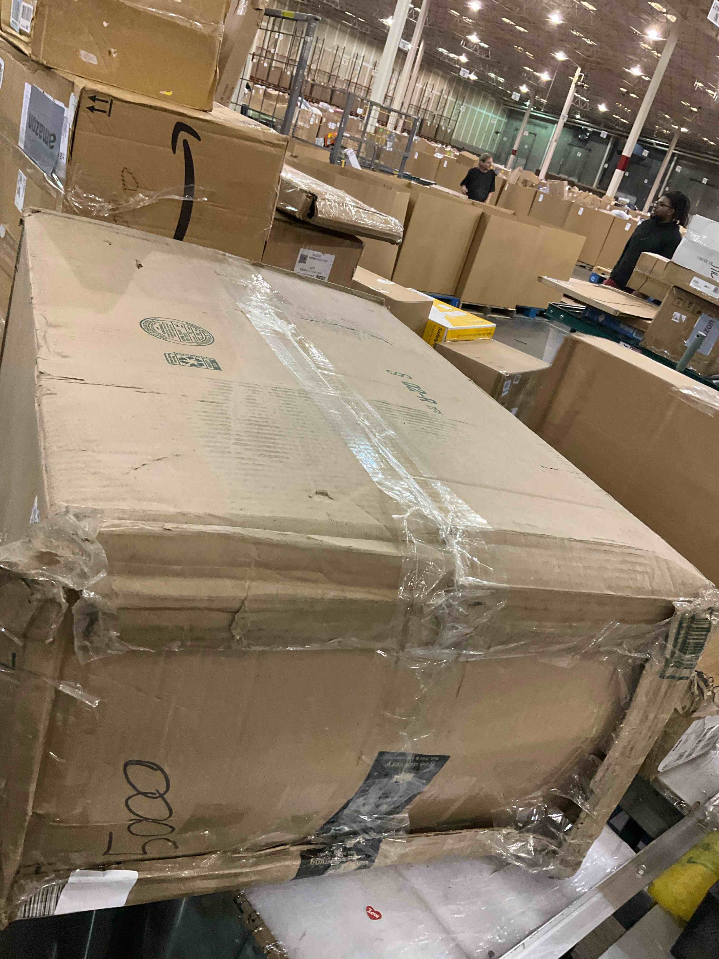https://s3.amazonaws.com/lotting-images-prod/BargainHunt/EXS01260722_1712240777674.jpeg