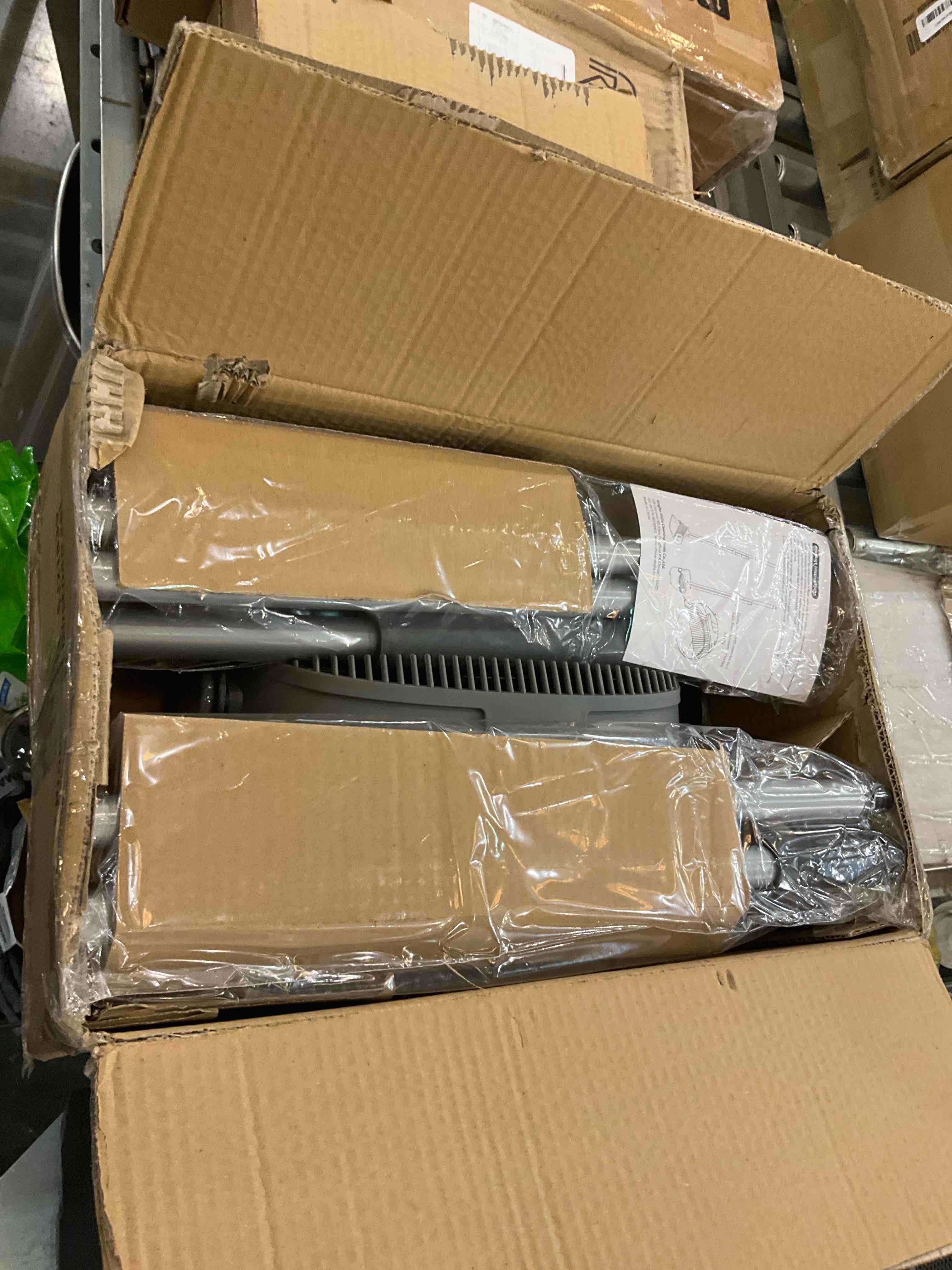 https://s3.amazonaws.com/lotting-images-prod/BargainHunt/EXS01260868_1712331077799.jpeg