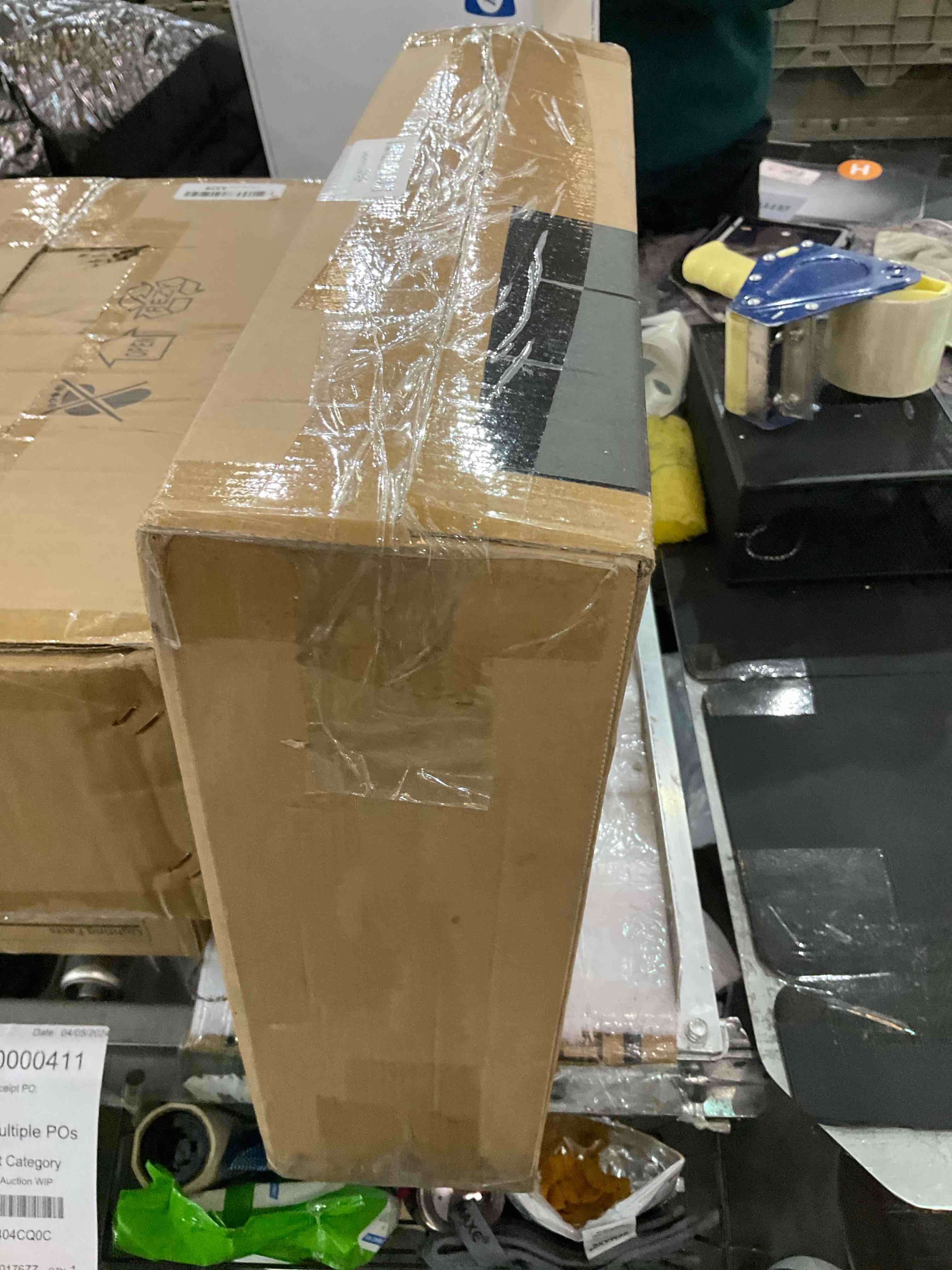 https://s3.amazonaws.com/lotting-images-prod/BargainHunt/EXS01260926_1712342731711.jpeg