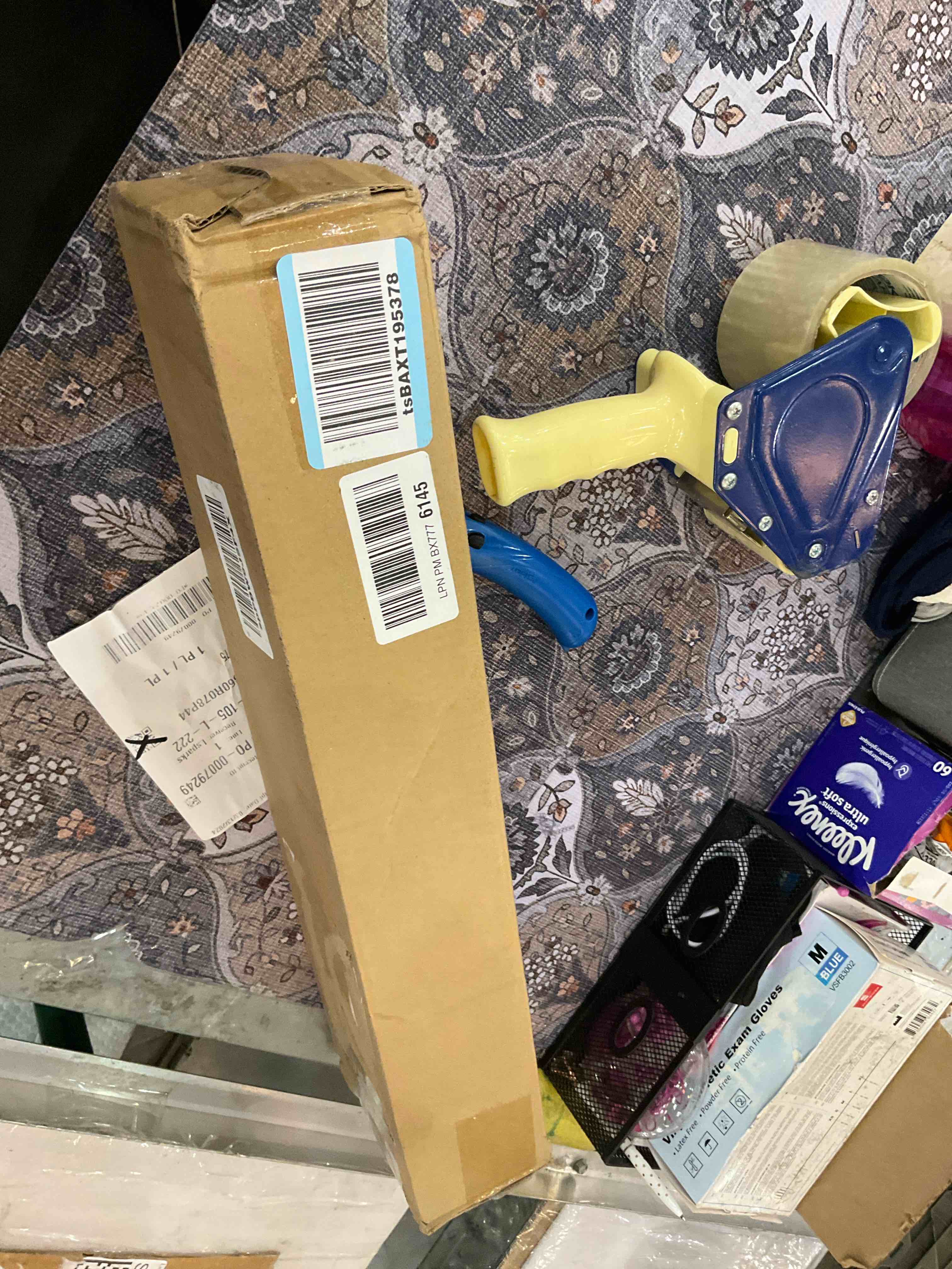 JDMON Front Left Driver Interior Door Armrest Handle Replacement for 1999-2006 Chevy Suburban Avalanche Tahoe GMC Yukon Cadillac Escalade Replacement for 88981547 15703701 15703702 88981548 Dark Gray