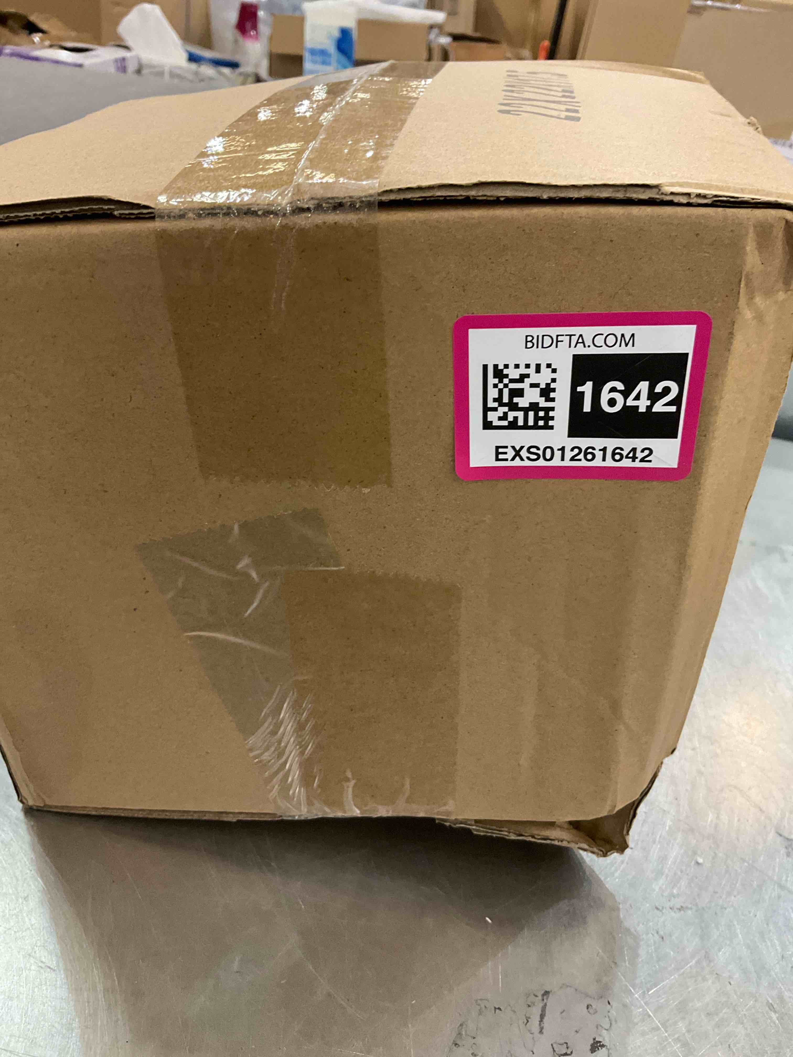 https://s3.amazonaws.com/lotting-images-prod/BargainHunt/EXS01261642_1710955745101.jpeg