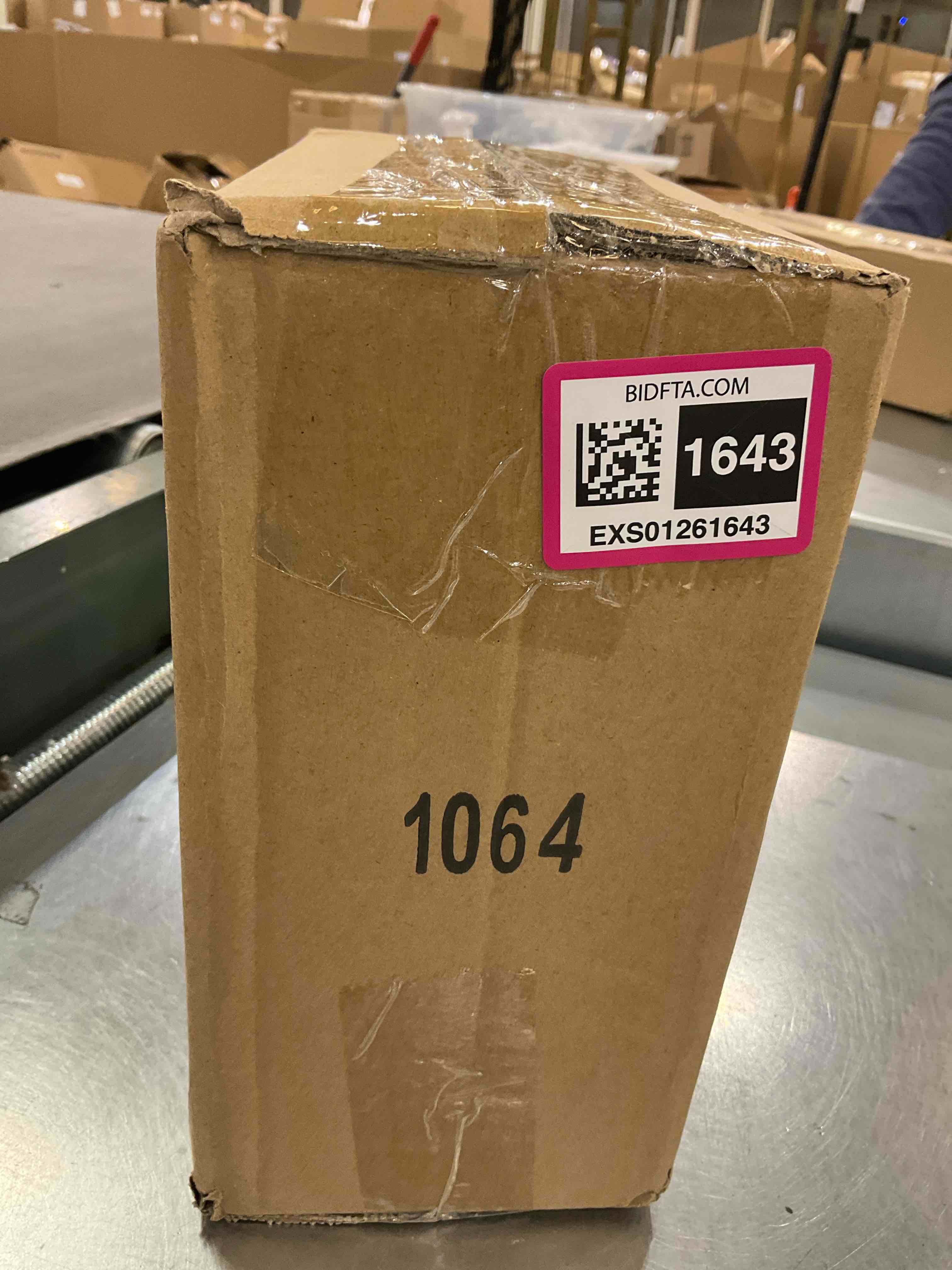 https://s3.amazonaws.com/lotting-images-prod/BargainHunt/EXS01261643_1710955813087.jpeg