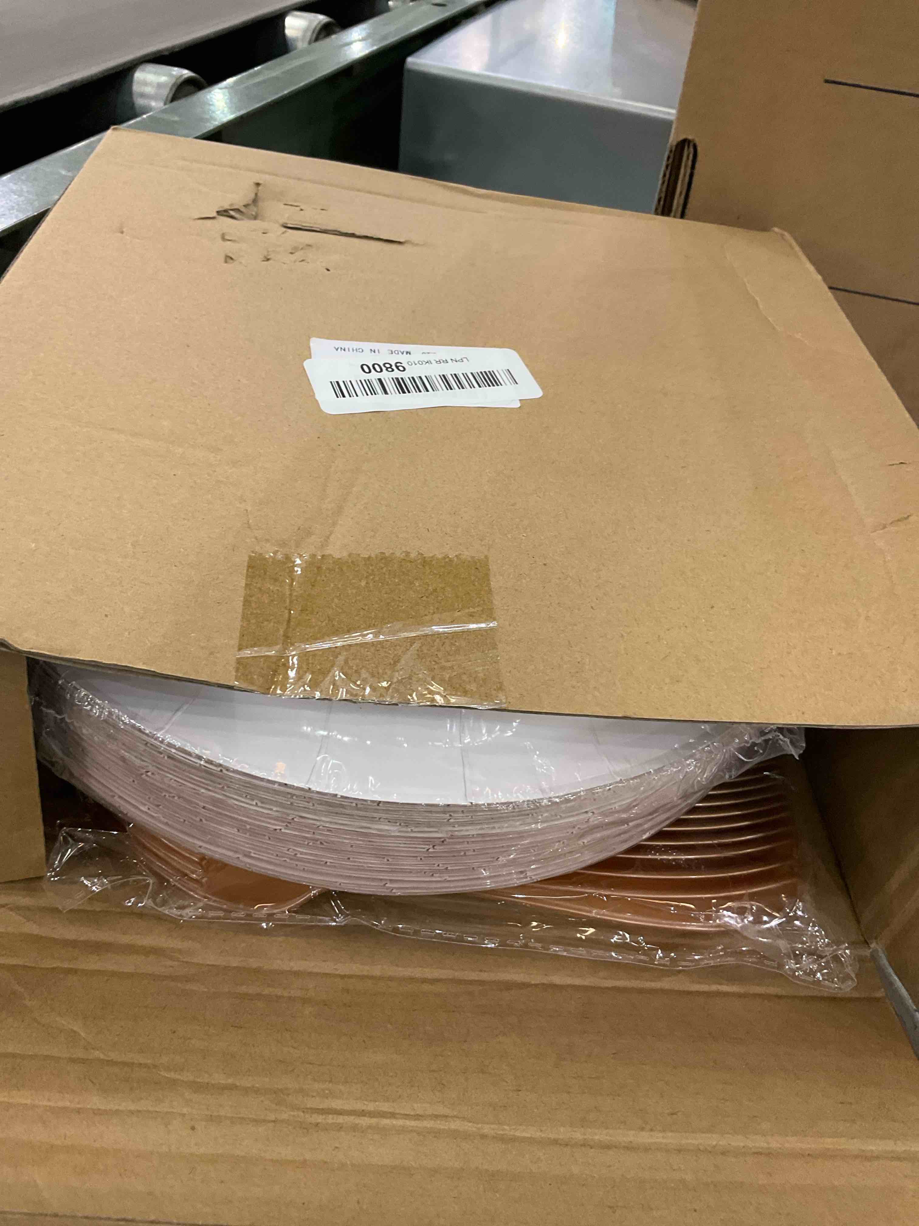 https://s3.amazonaws.com/lotting-images-prod/BargainHunt/EXS01261667_1710961085443.jpeg