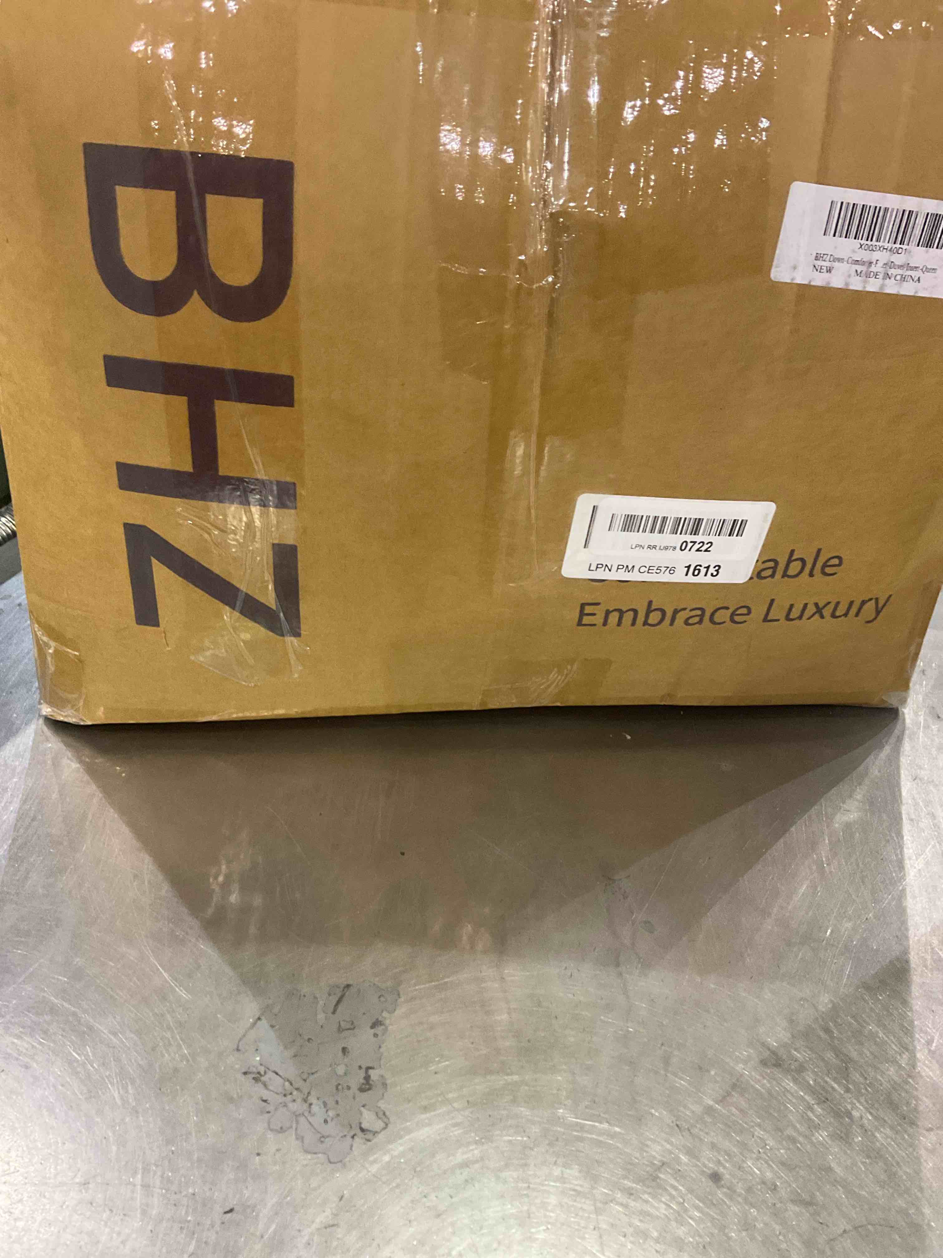https://s3.amazonaws.com/lotting-images-prod/BargainHunt/EXS01261692_1711021614422.jpeg