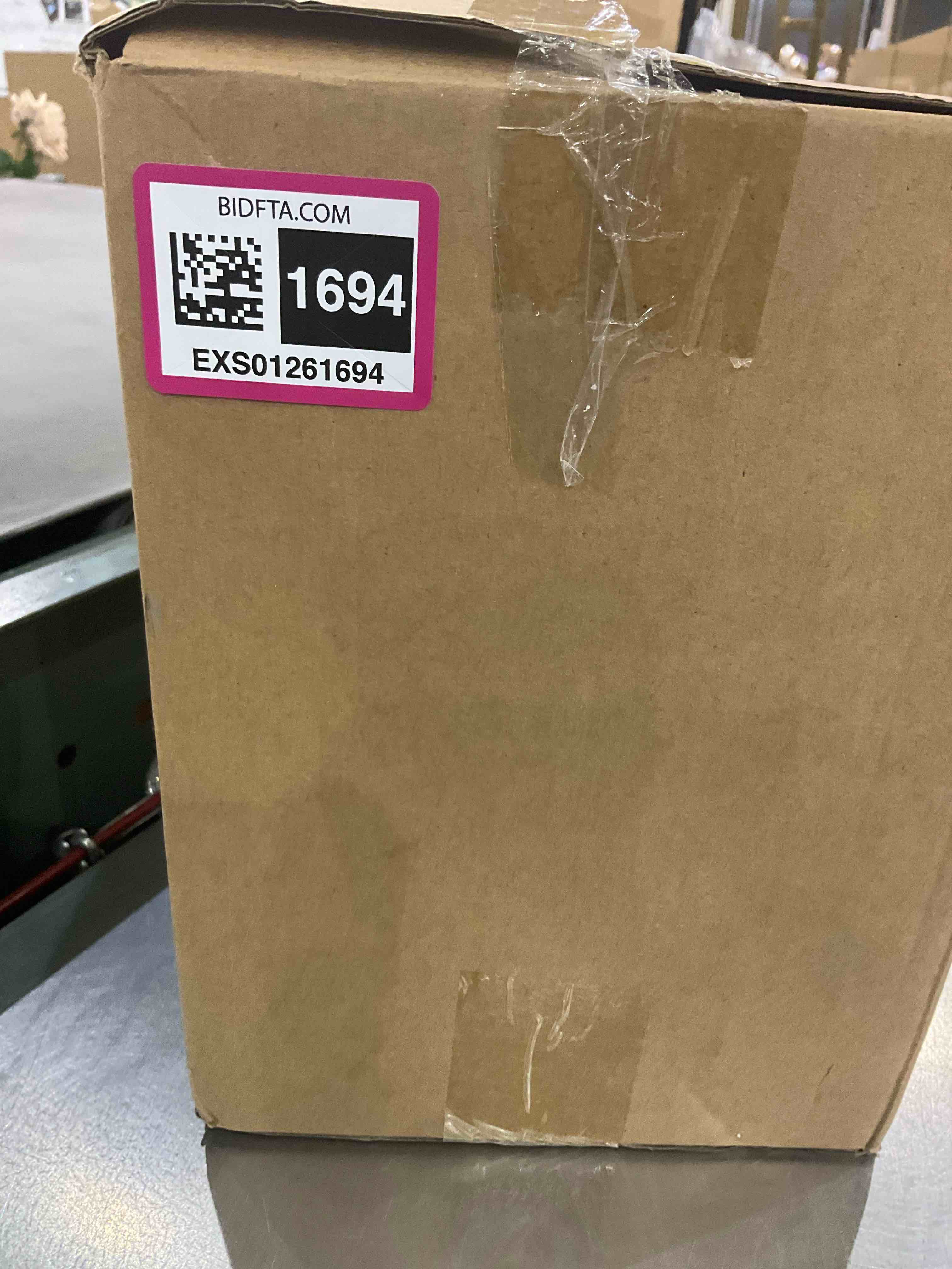 https://s3.amazonaws.com/lotting-images-prod/BargainHunt/EXS01261694_1711021826954.jpeg