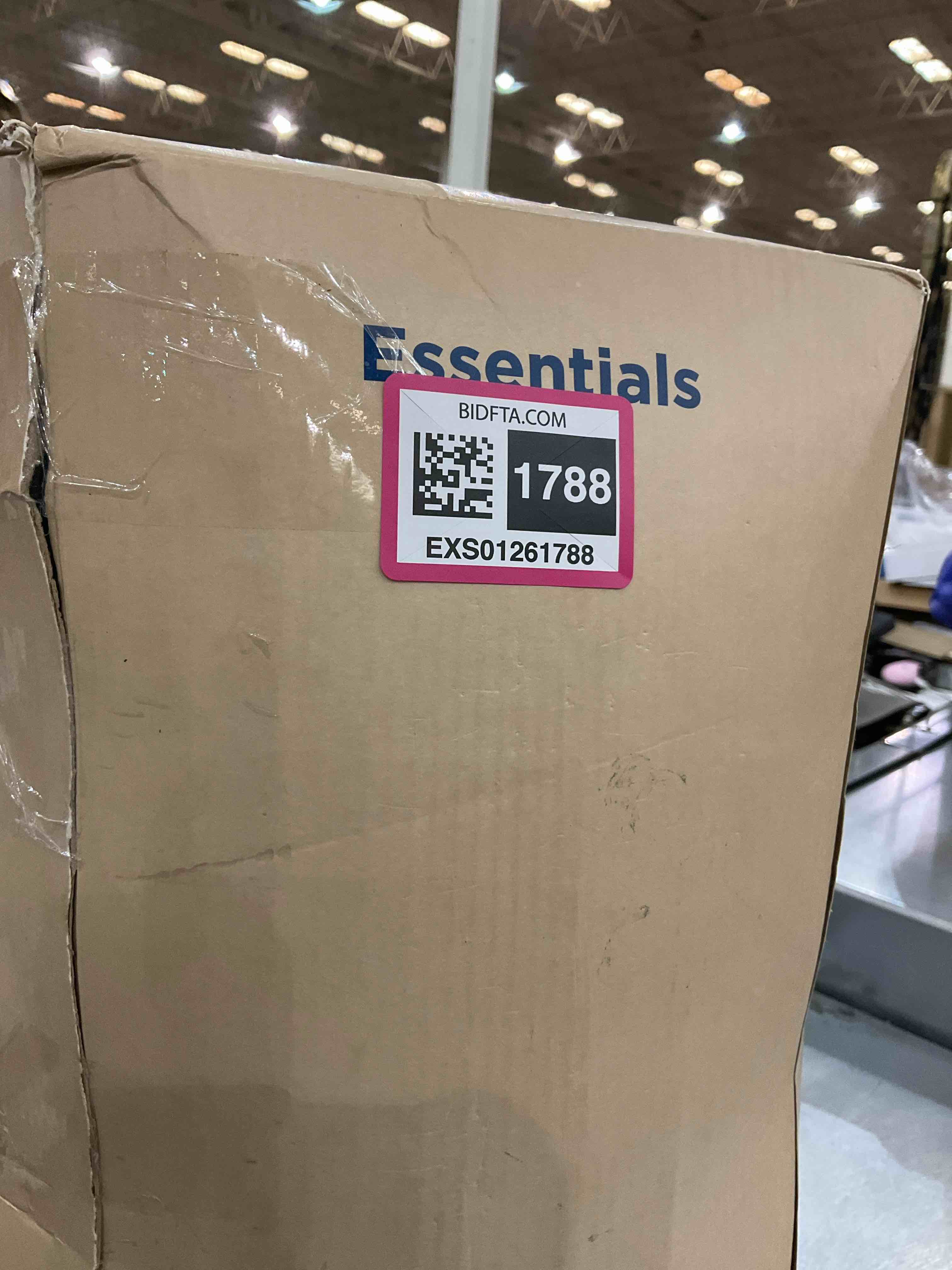 https://s3.amazonaws.com/lotting-images-prod/BargainHunt/EXS01261788_1711033399998.jpeg