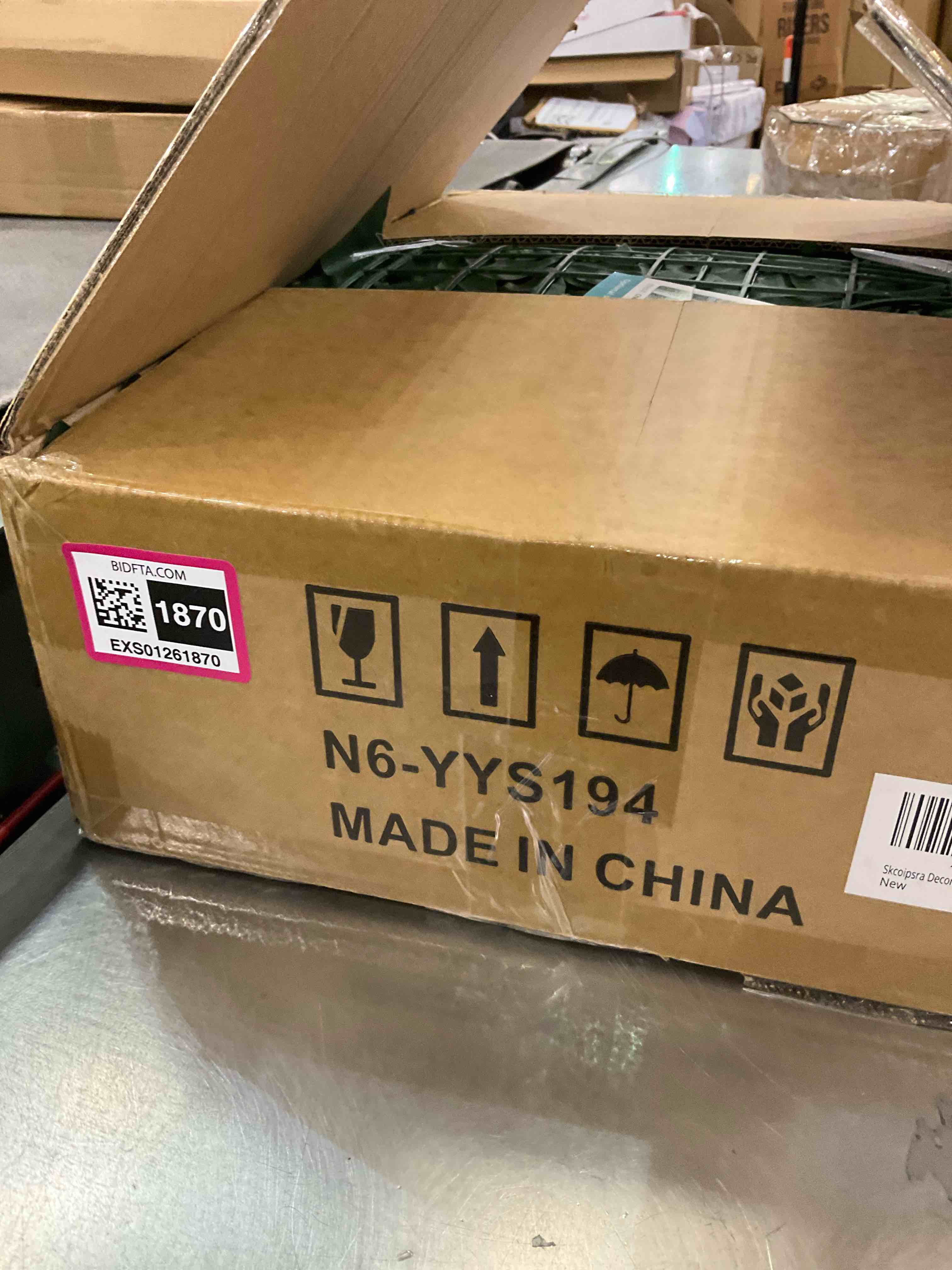 https://s3.amazonaws.com/lotting-images-prod/BargainHunt/EXS01261870_1711045968497.jpeg