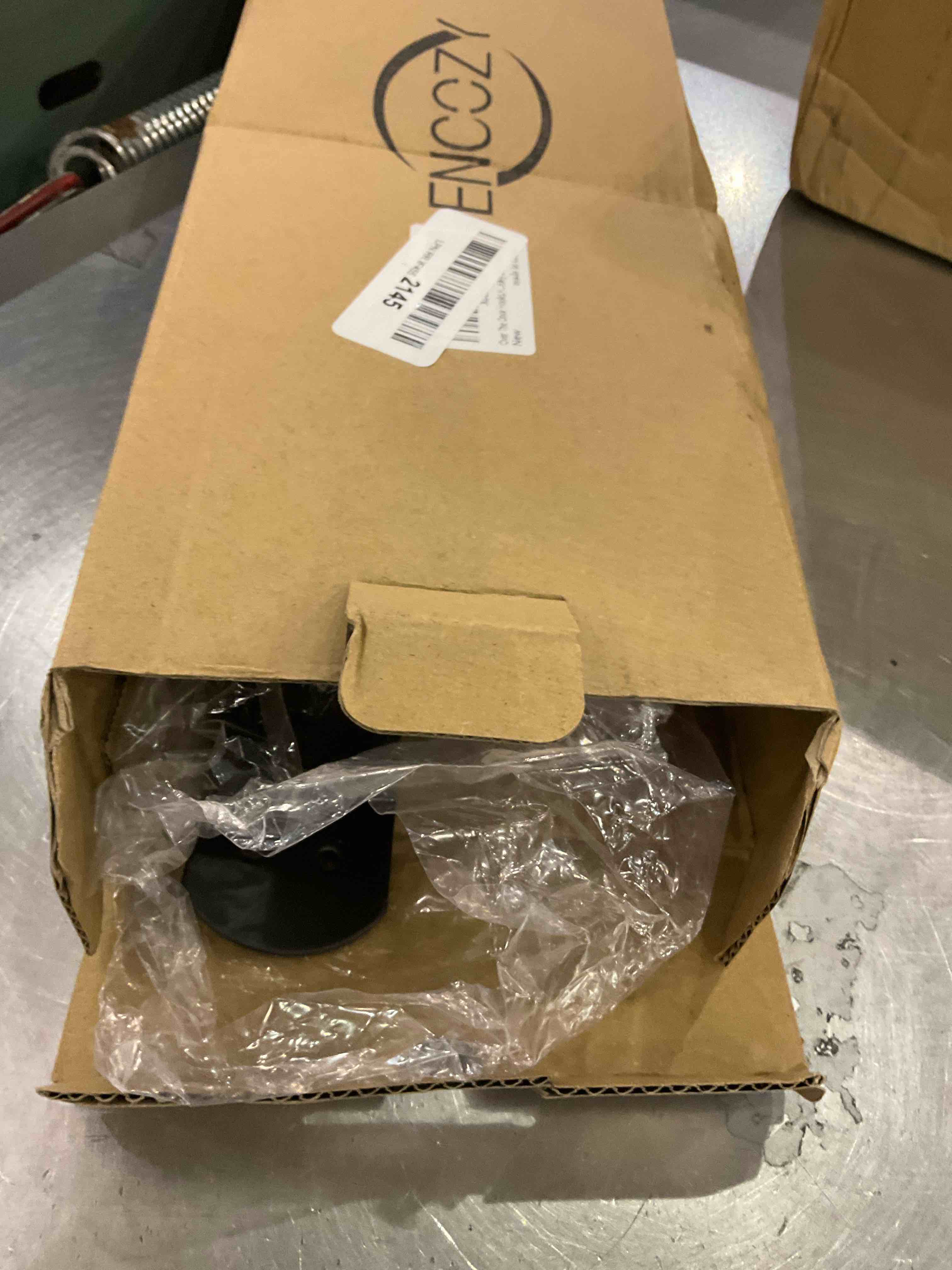 https://s3.amazonaws.com/lotting-images-prod/BargainHunt/EXS01261899_1711107493122.jpeg