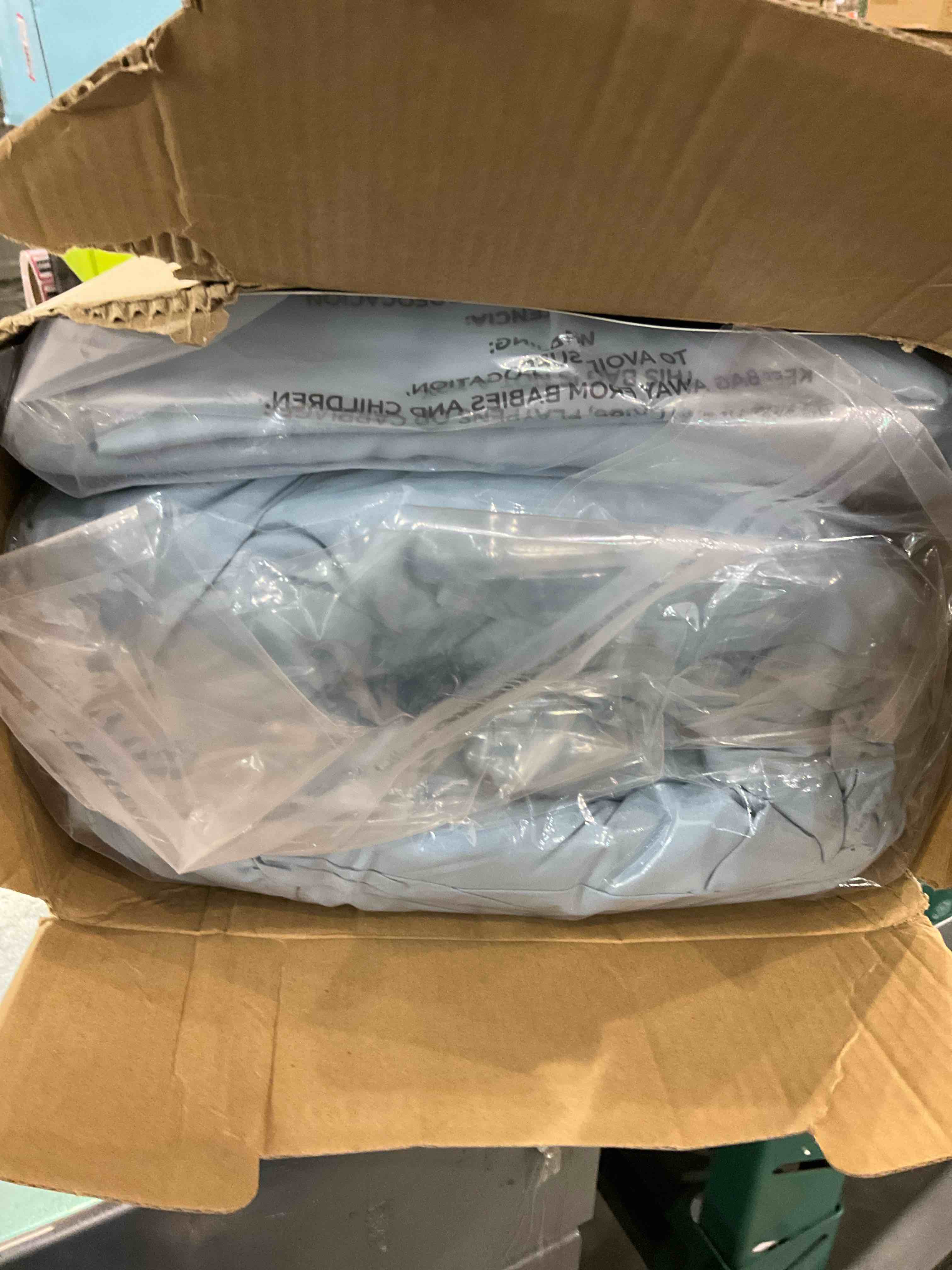 https://s3.amazonaws.com/lotting-images-prod/BargainHunt/EXS01262138_1709911597746.jpeg